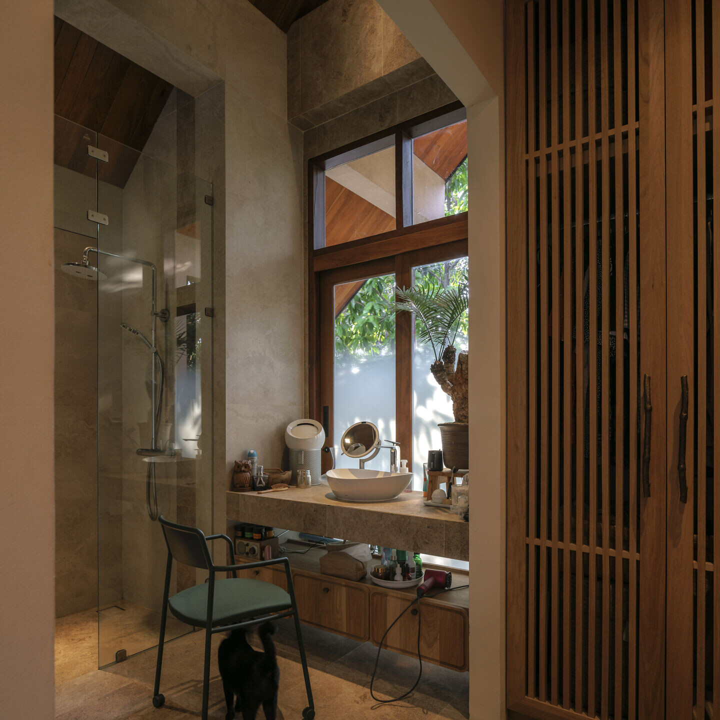 https://archello.com/story/131948/attachments/photos-videos/31 photo_credit Soopakorn Srisakul