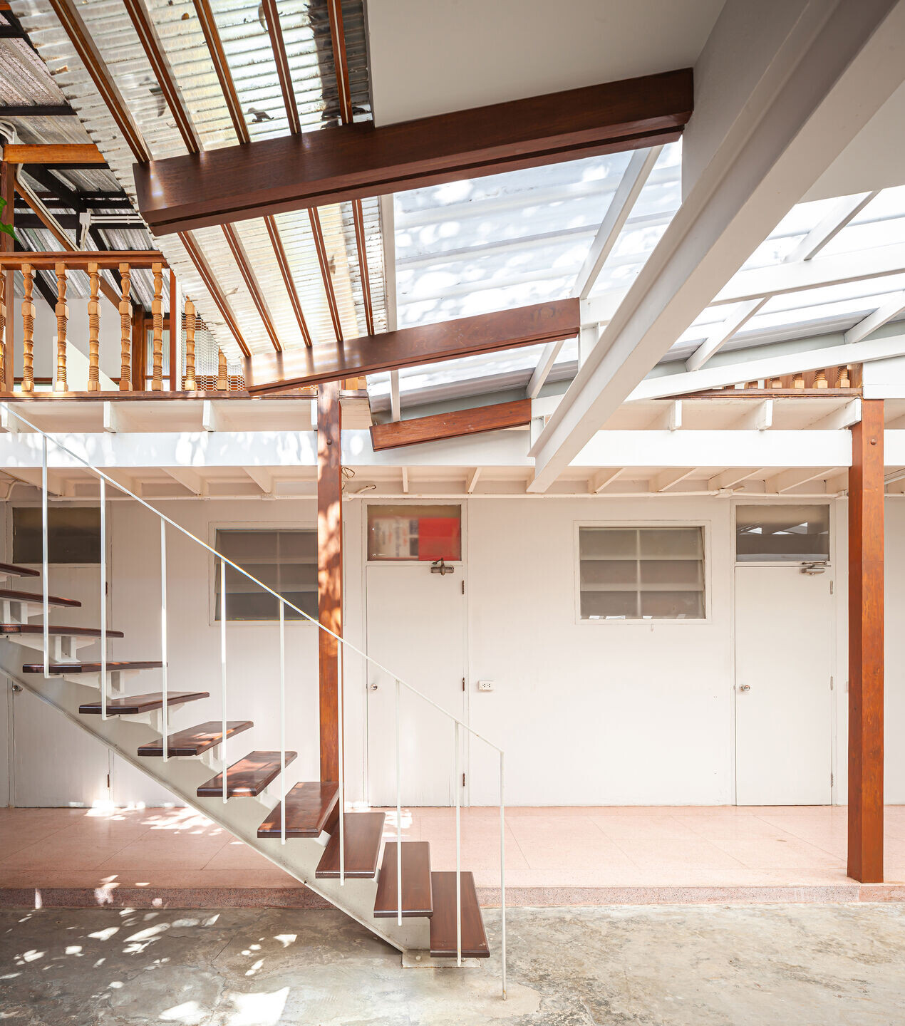 https://archello.com/story/131487/attachments/photos-videos/21 photo_credit Spaceshift Studio / http://spaceshiftstudio.com