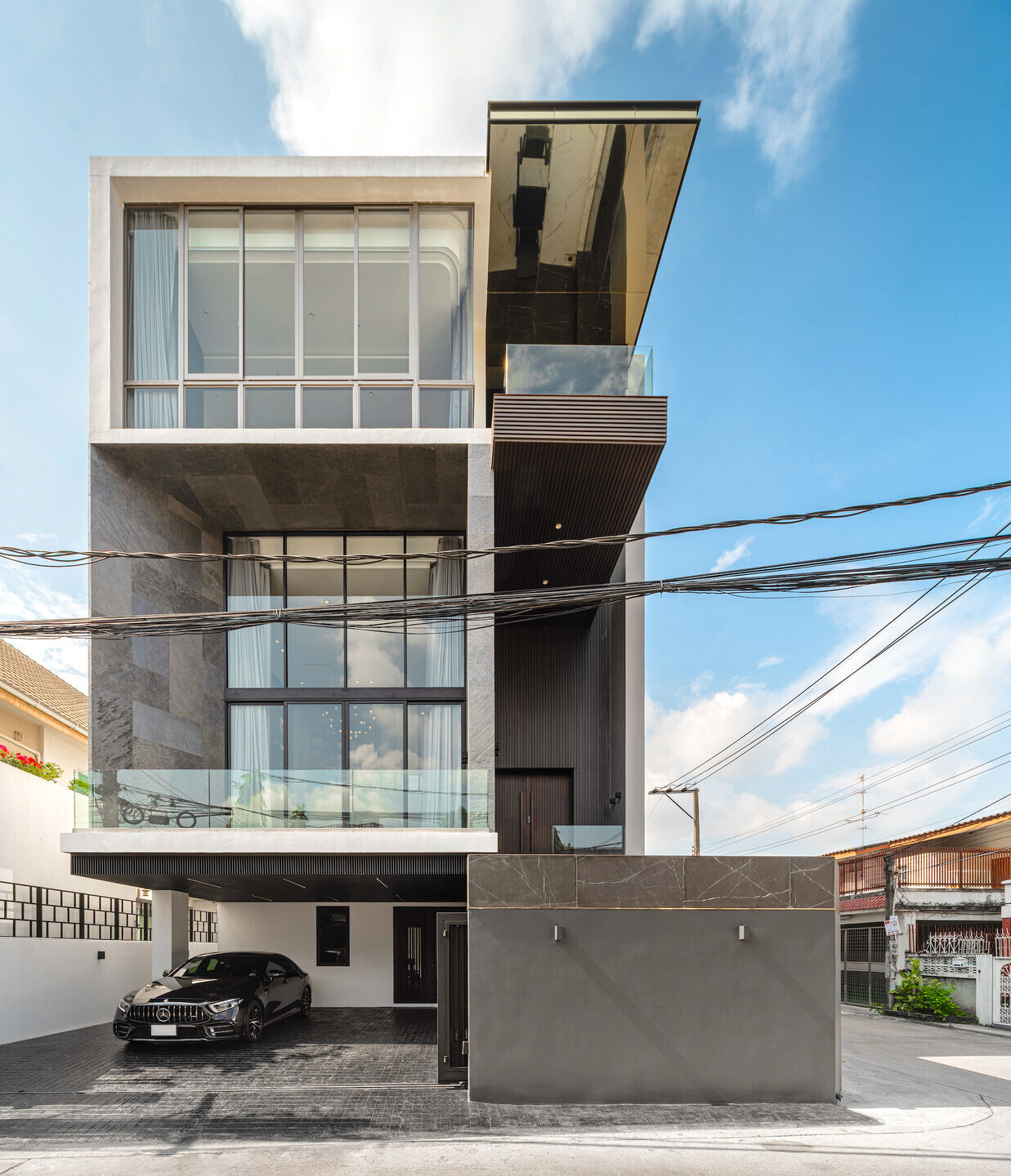 https://archello.com/story/132042/attachments/photos-videos/3 photo_credit DOF Sky|Ground