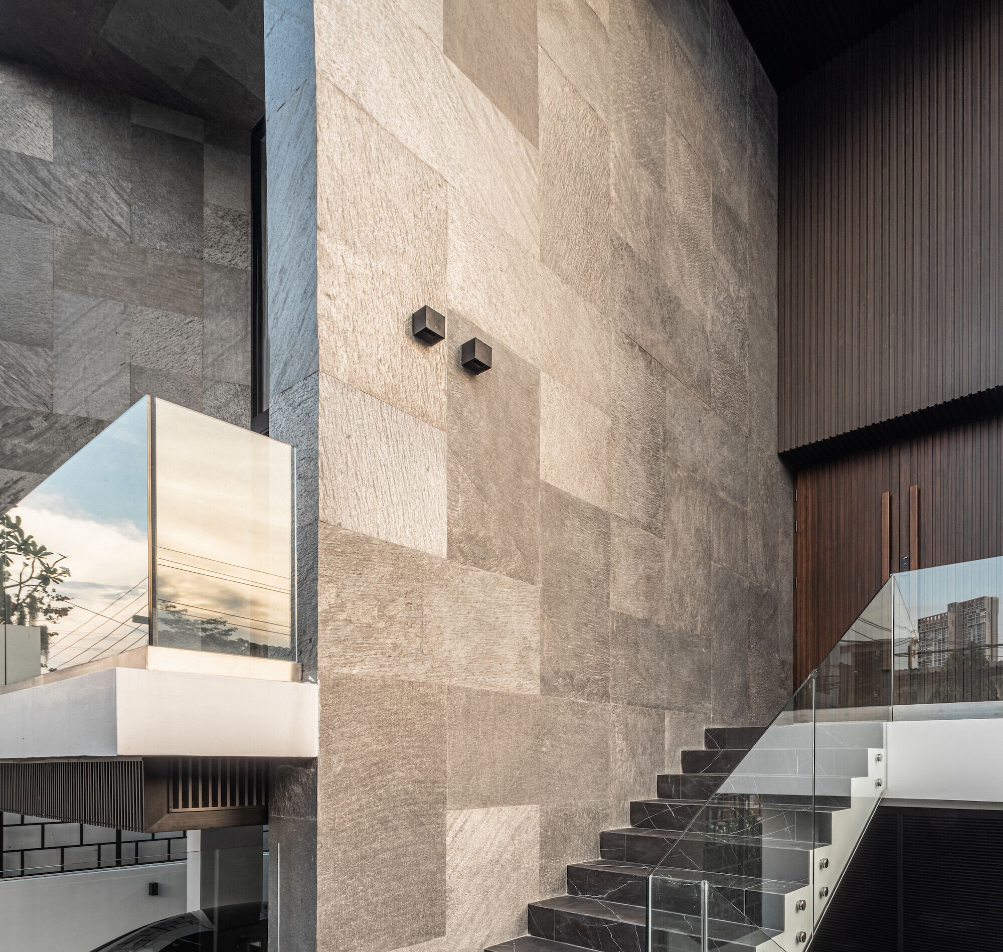 https://archello.com/story/132042/attachments/photos-videos/8 photo_credit DOF Sky|Ground