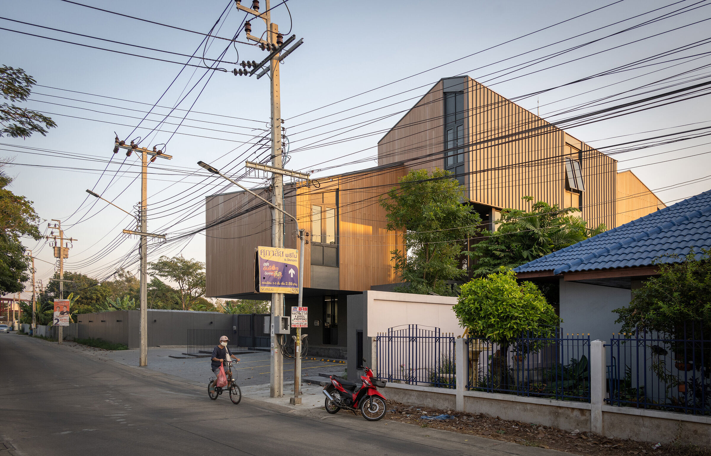 https://archello.com/story/132068/attachments/photos-videos/5 photo_credit Rungkit Charoenwat