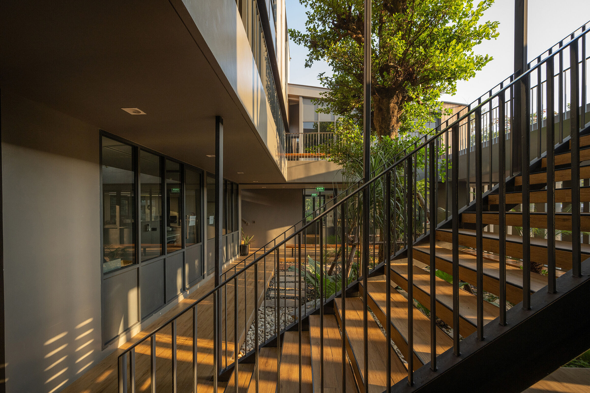 https://archello.com/story/132068/attachments/photos-videos/23 photo_credit Rungkit Charoenwat