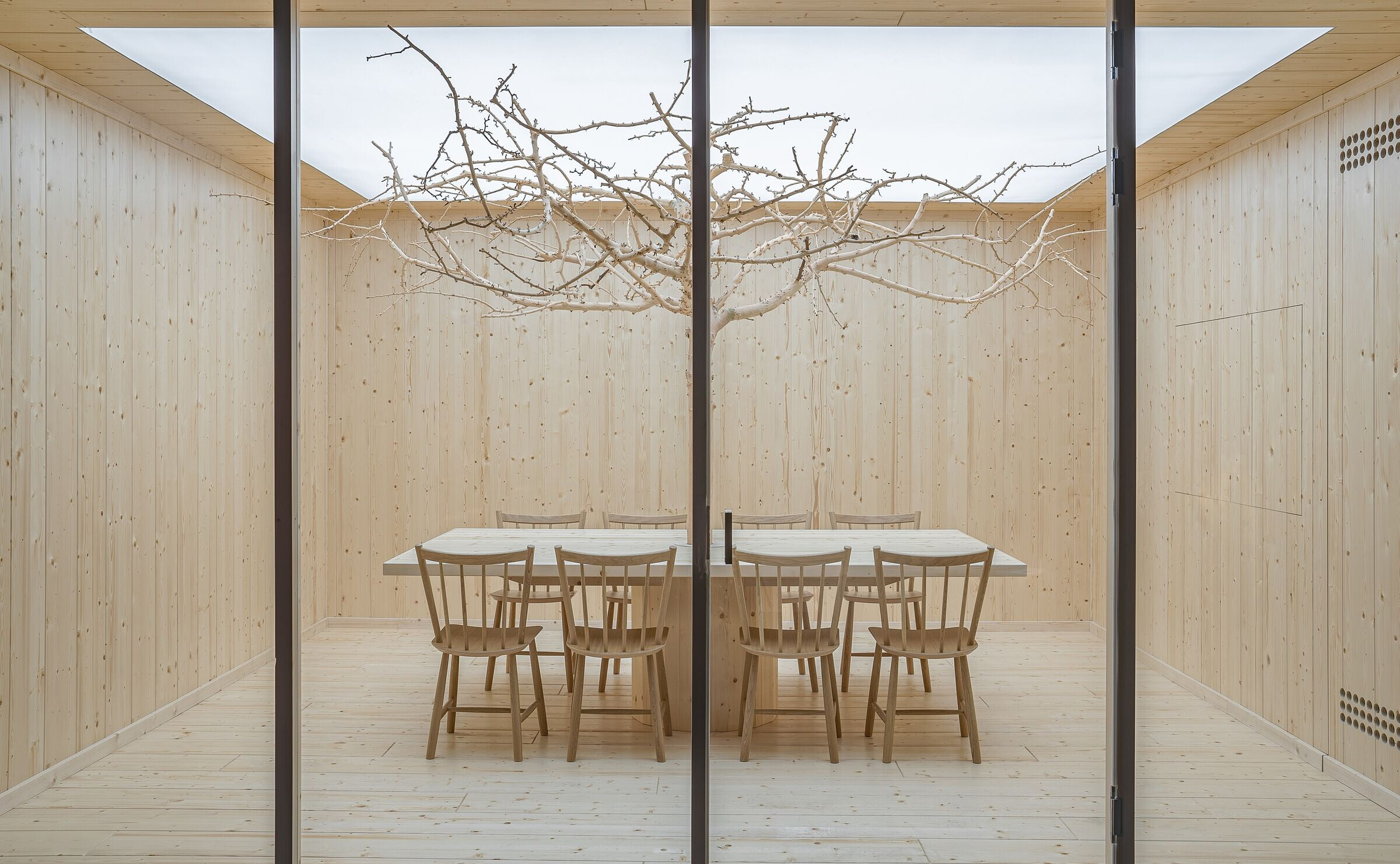 https://archello.com/story/132095/attachments/photos-videos/7 photo_credit Spacon & X