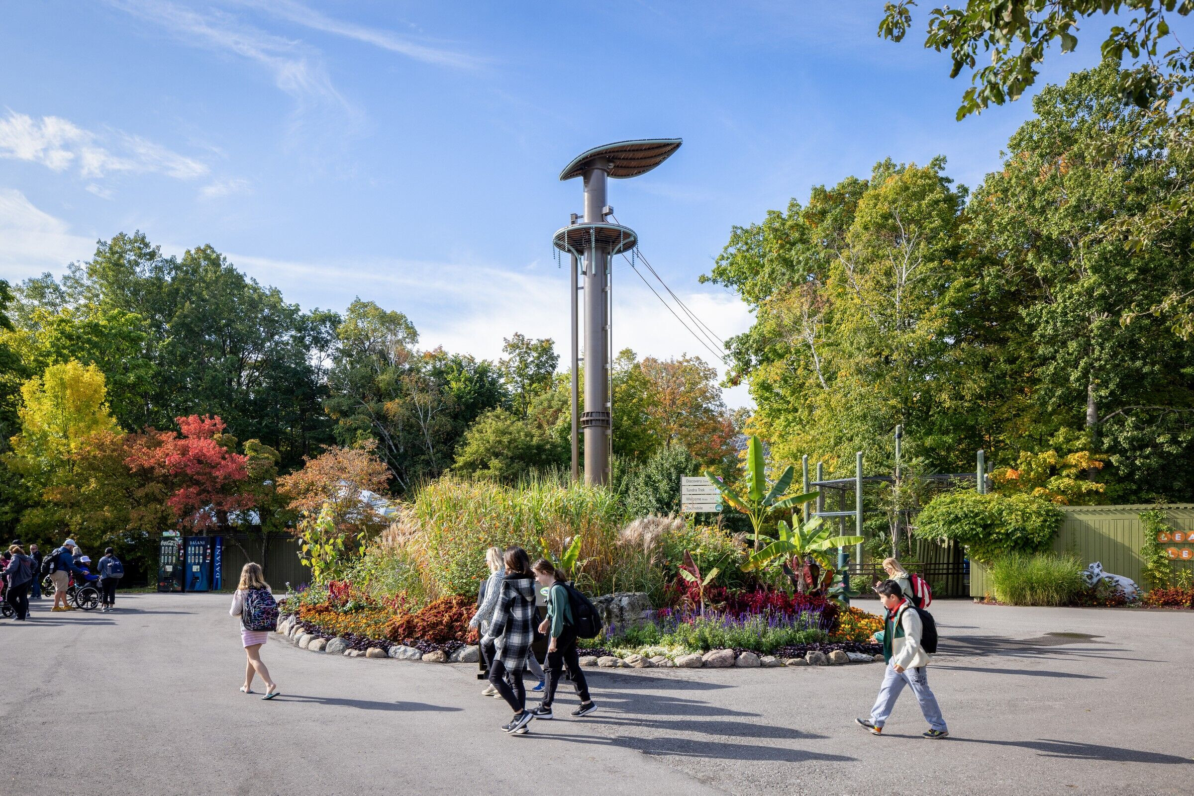 https://archello.com/story/132065/attachments/photos-videos/11 photo_credit Lorne Bridgman for Zeidler Architecture