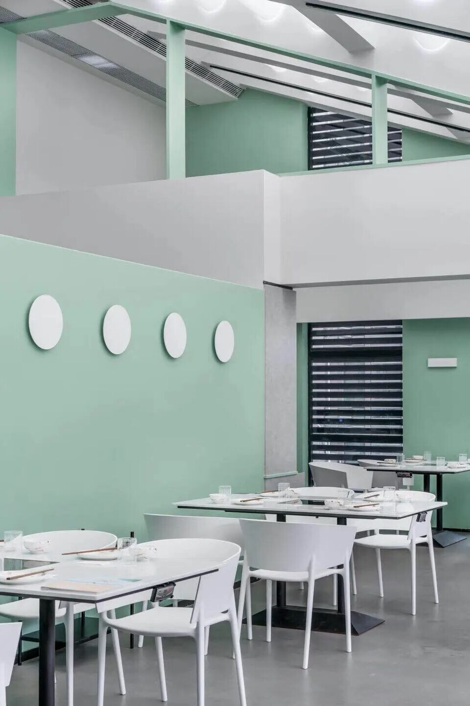 https://archello.com/story/132217/attachments/photos-videos/3 photo_credit Image Courtesy Vondom