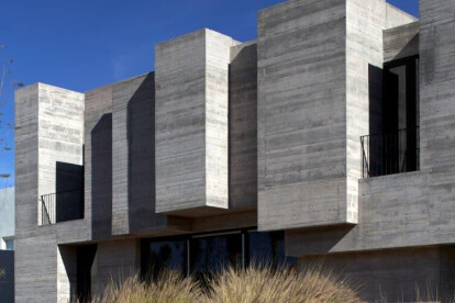 Mexico’s HMZ House showcases the sculptural beauty of concrete in domestic architecture