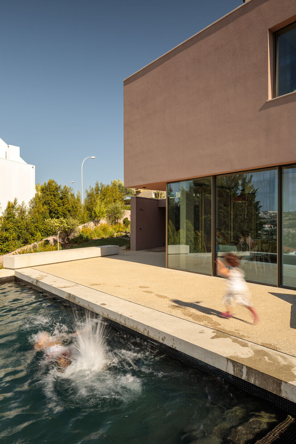 https://archello.com/story/132302/attachments/photos-videos/17 photo_credit Nuno Almendra