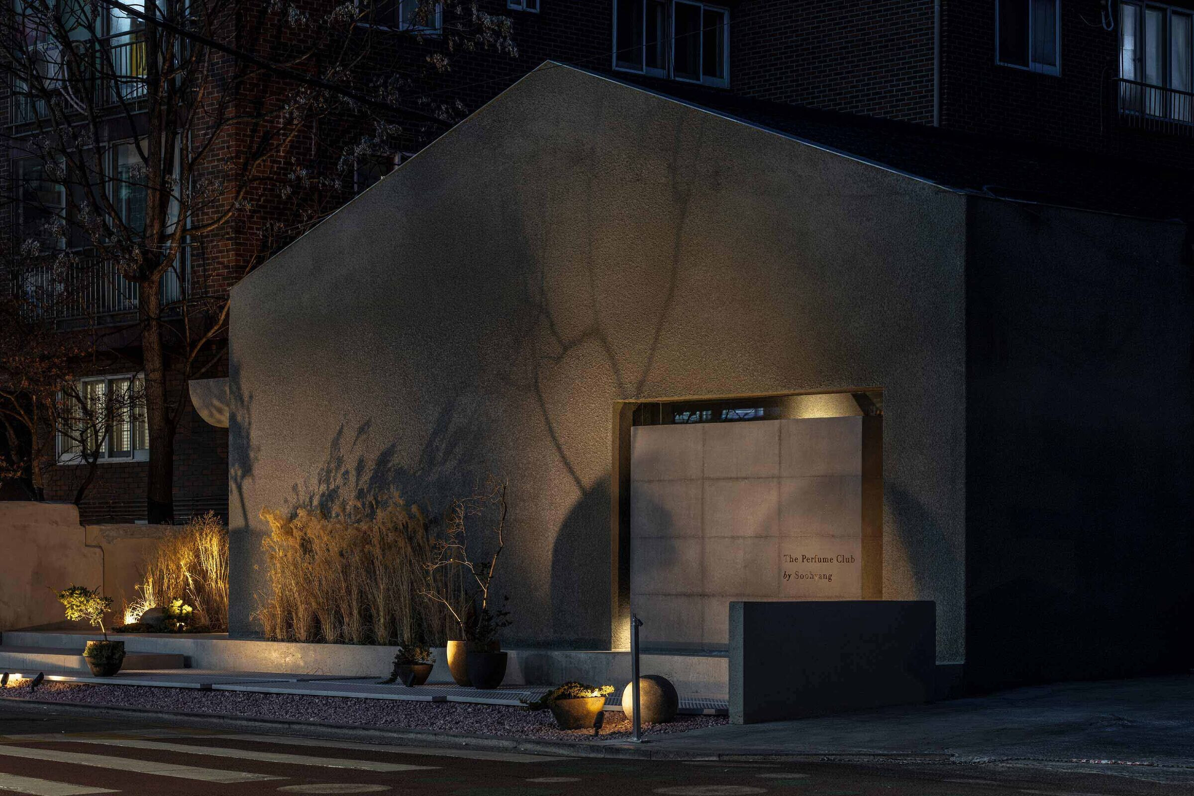 https://archello.com/story/132245/attachments/photos-videos/4 photo_credit Kiwoong Hong