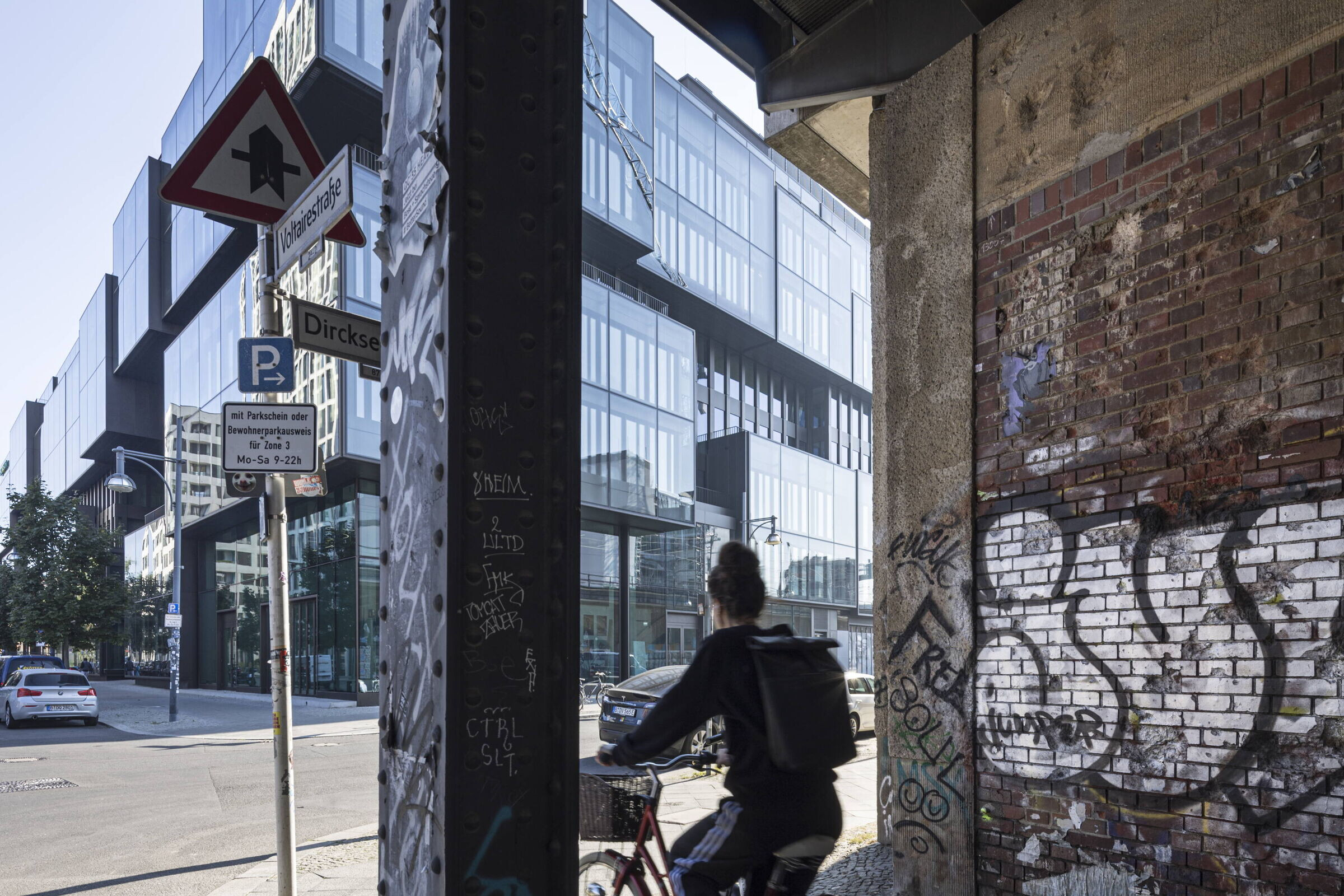 https://archello.com/story/132338/attachments/photos-videos/10 photo_credit Laurian Ghinițoiu
