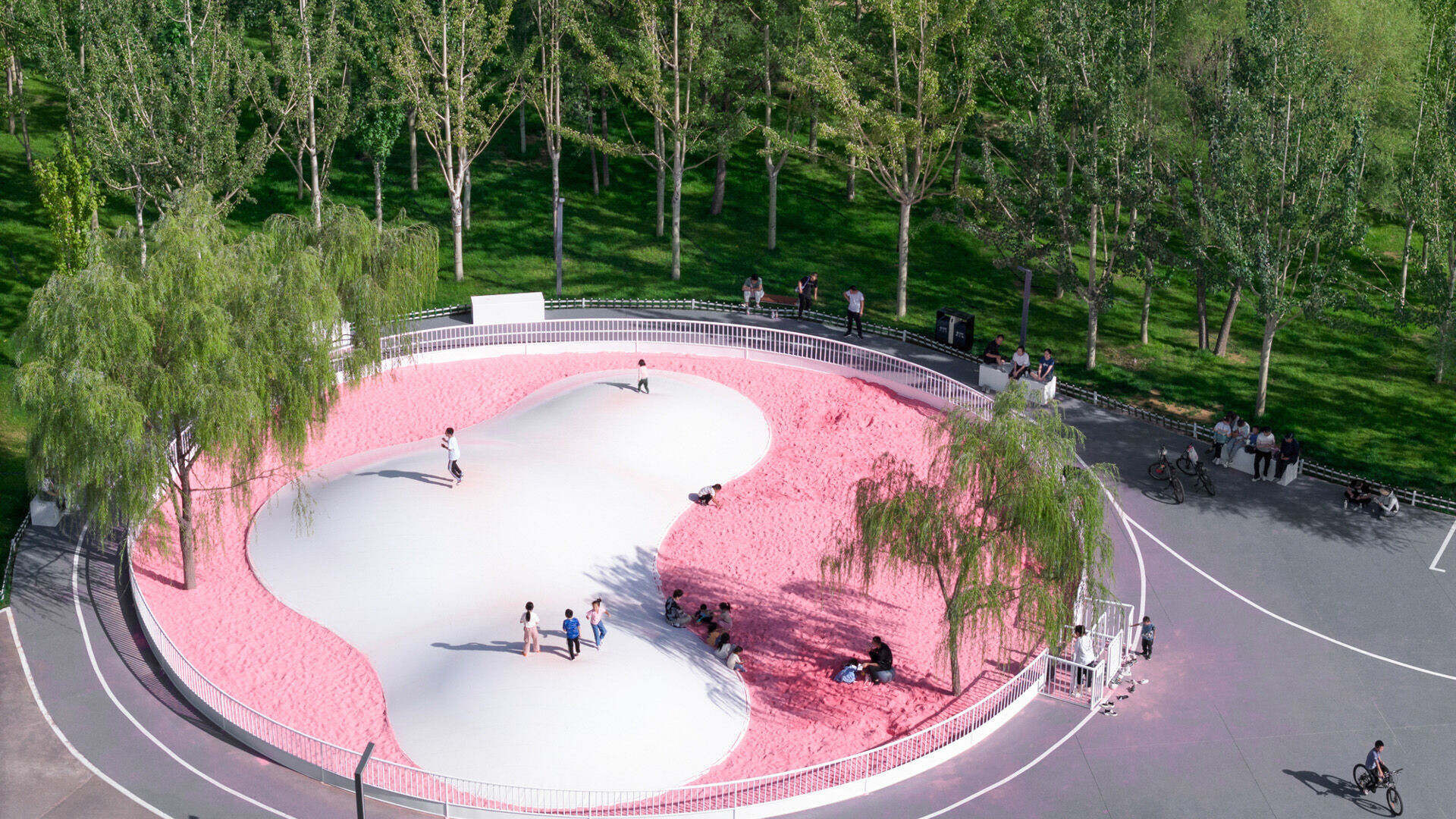 https://archello.com/story/132314/attachments/photos-videos/20 photo_credit Holi Landscape Photography