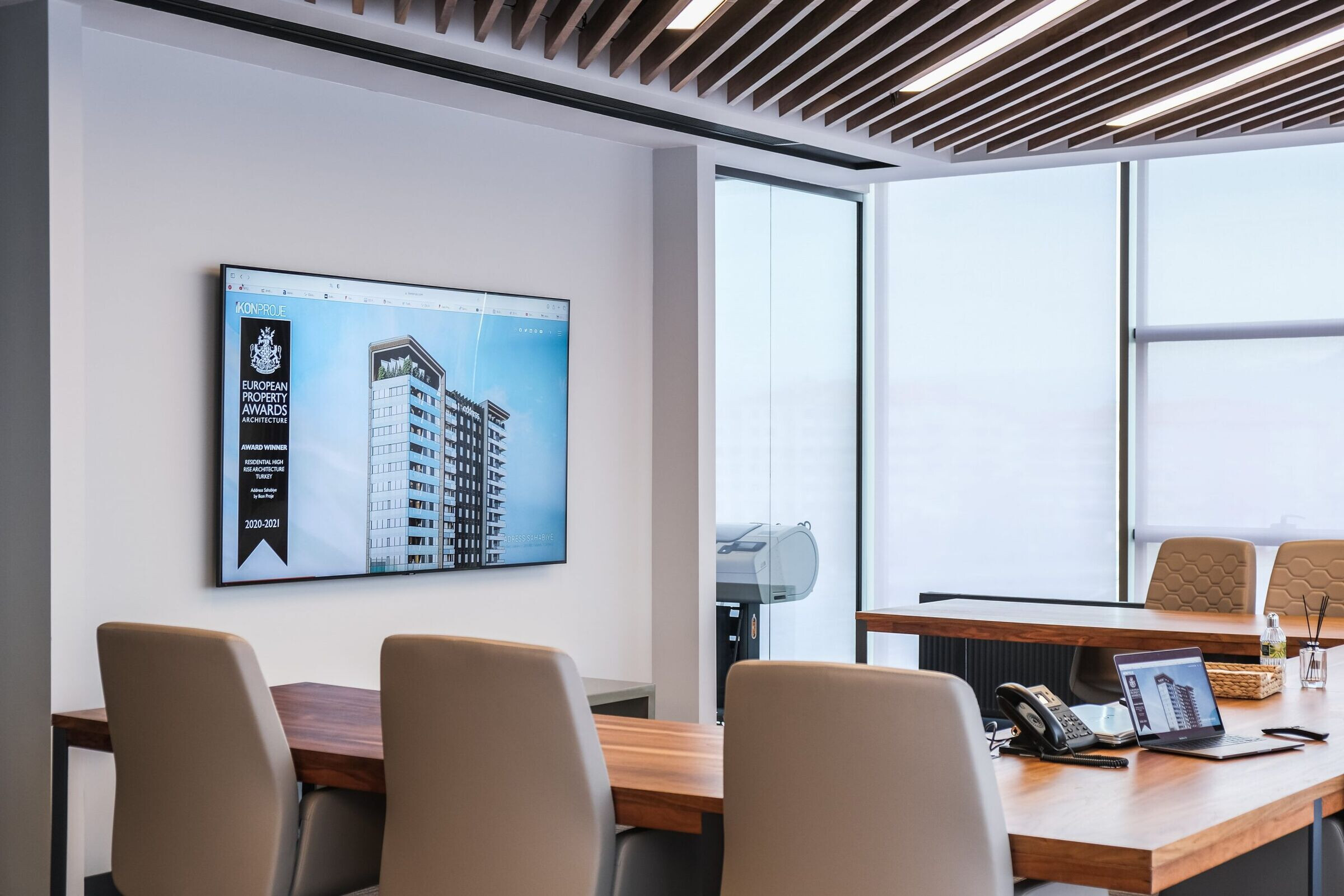 https://archello.com/story/132586/attachments/photos-videos/5