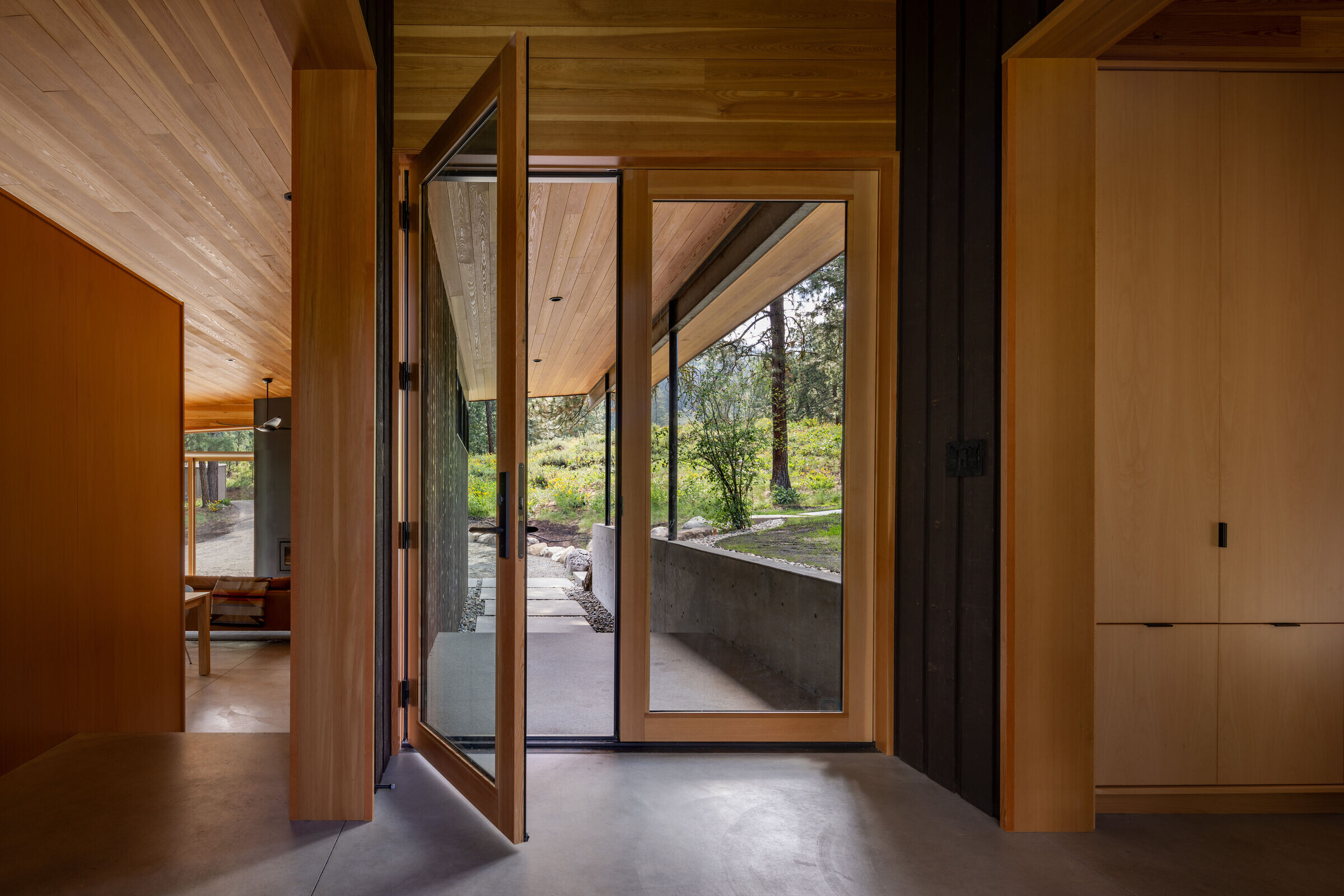https://archello.com/story/132568/attachments/photos-videos/6 photo_credit Andrew Pogue Photography