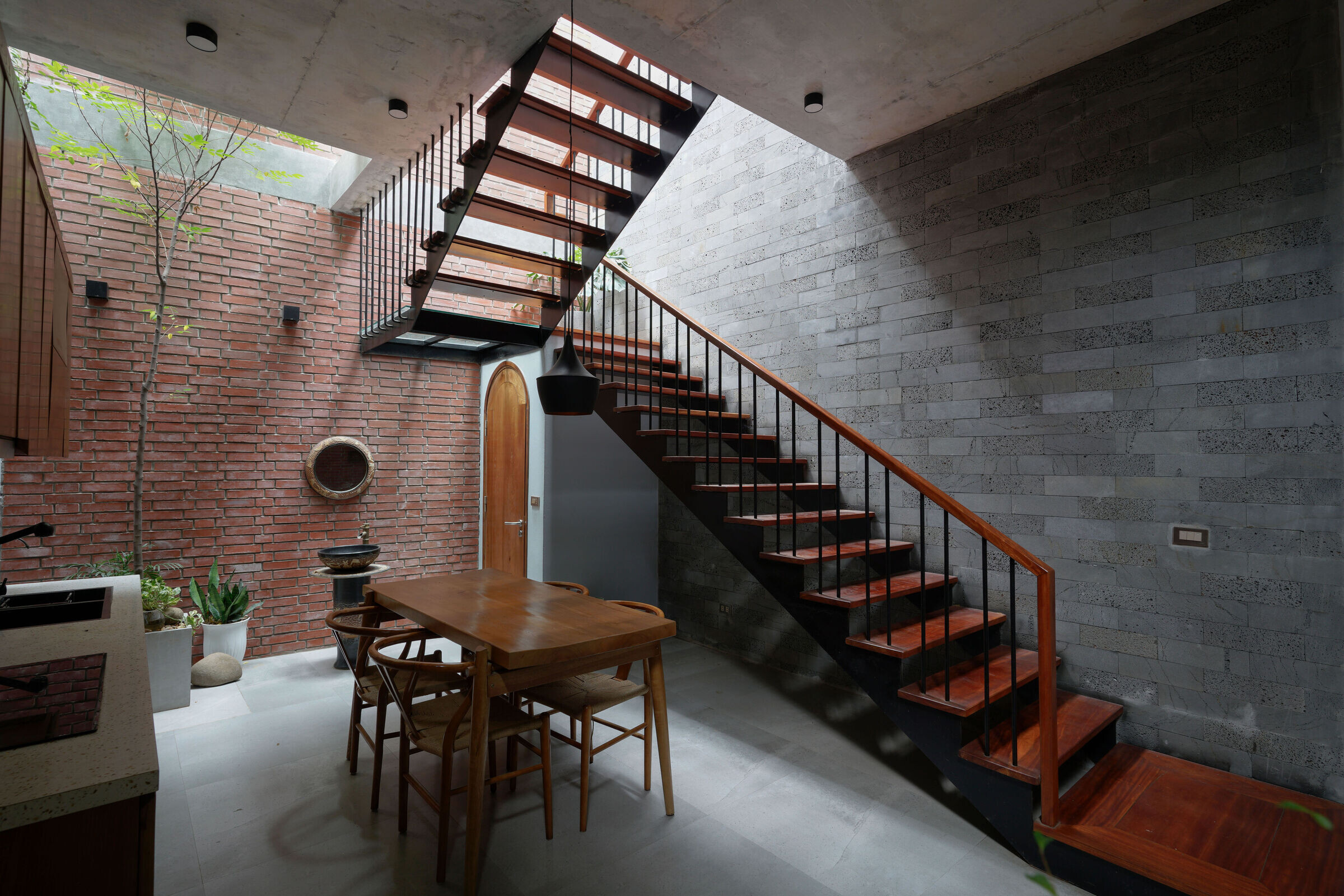 https://archello.com/story/127496/attachments/photos-videos/10 photo_credit Hoang Le
