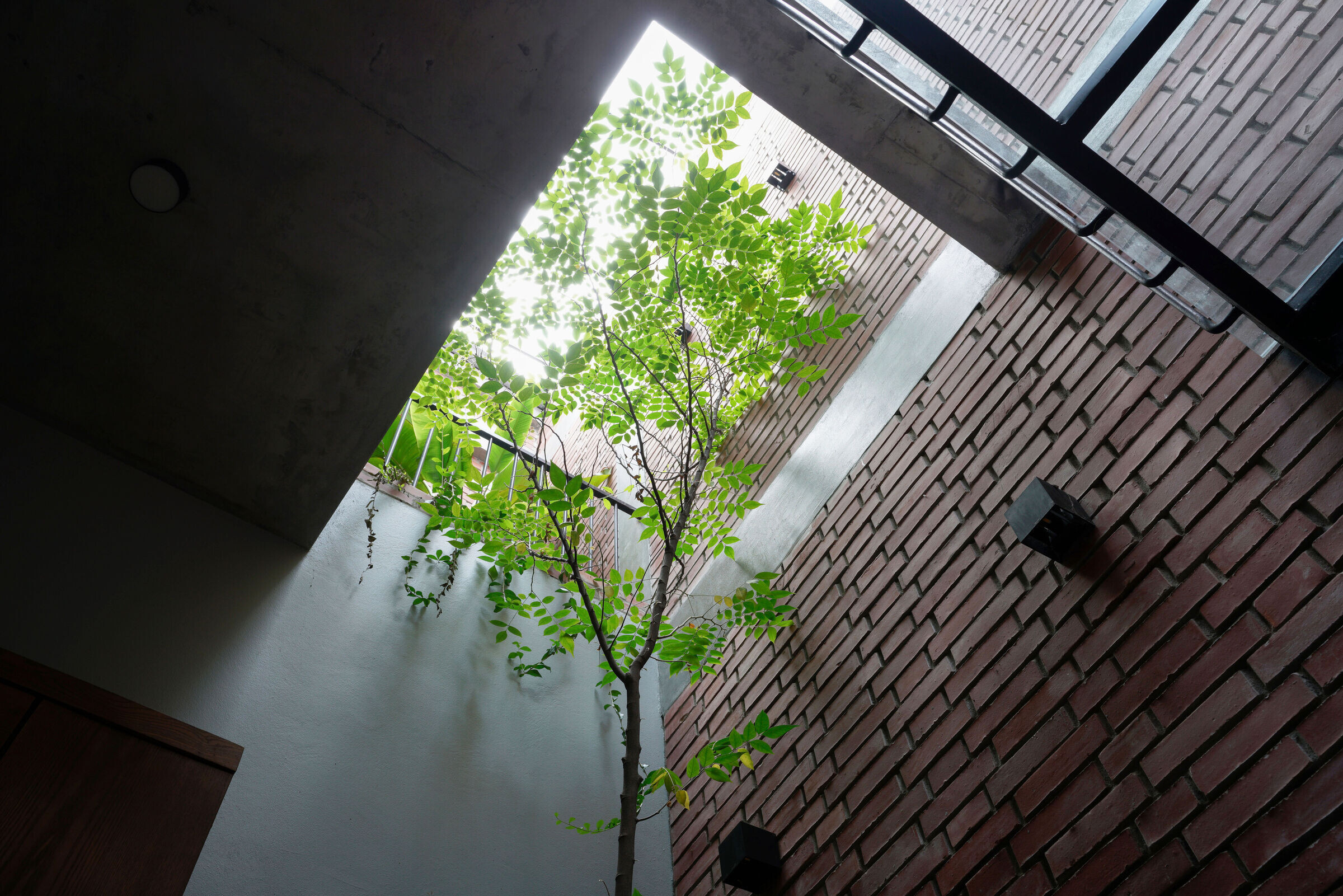 https://archello.com/story/127496/attachments/photos-videos/13 photo_credit Hoang Le