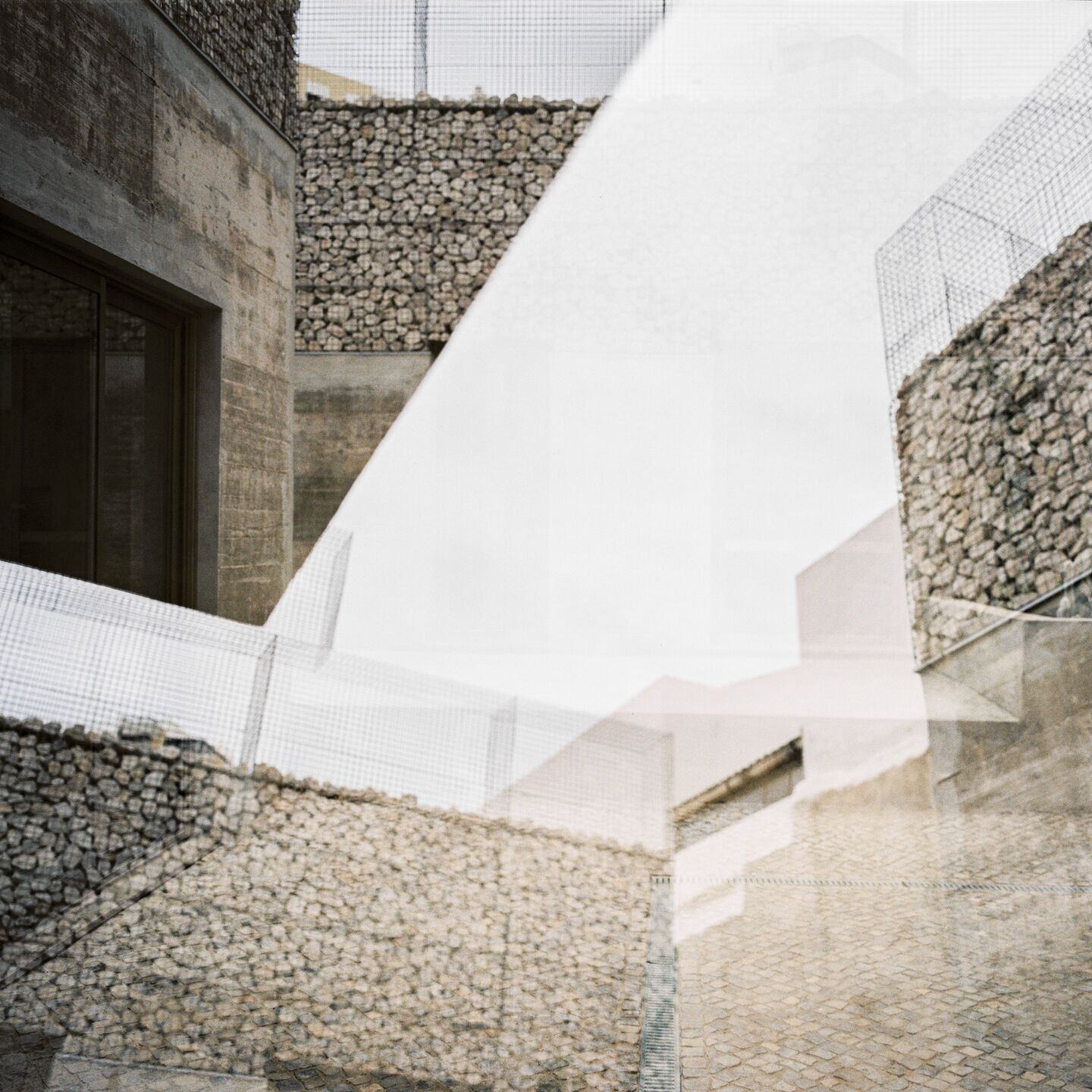 https://archello.com/story/132668/attachments/photos-videos/11 photo_credit frederico martinho