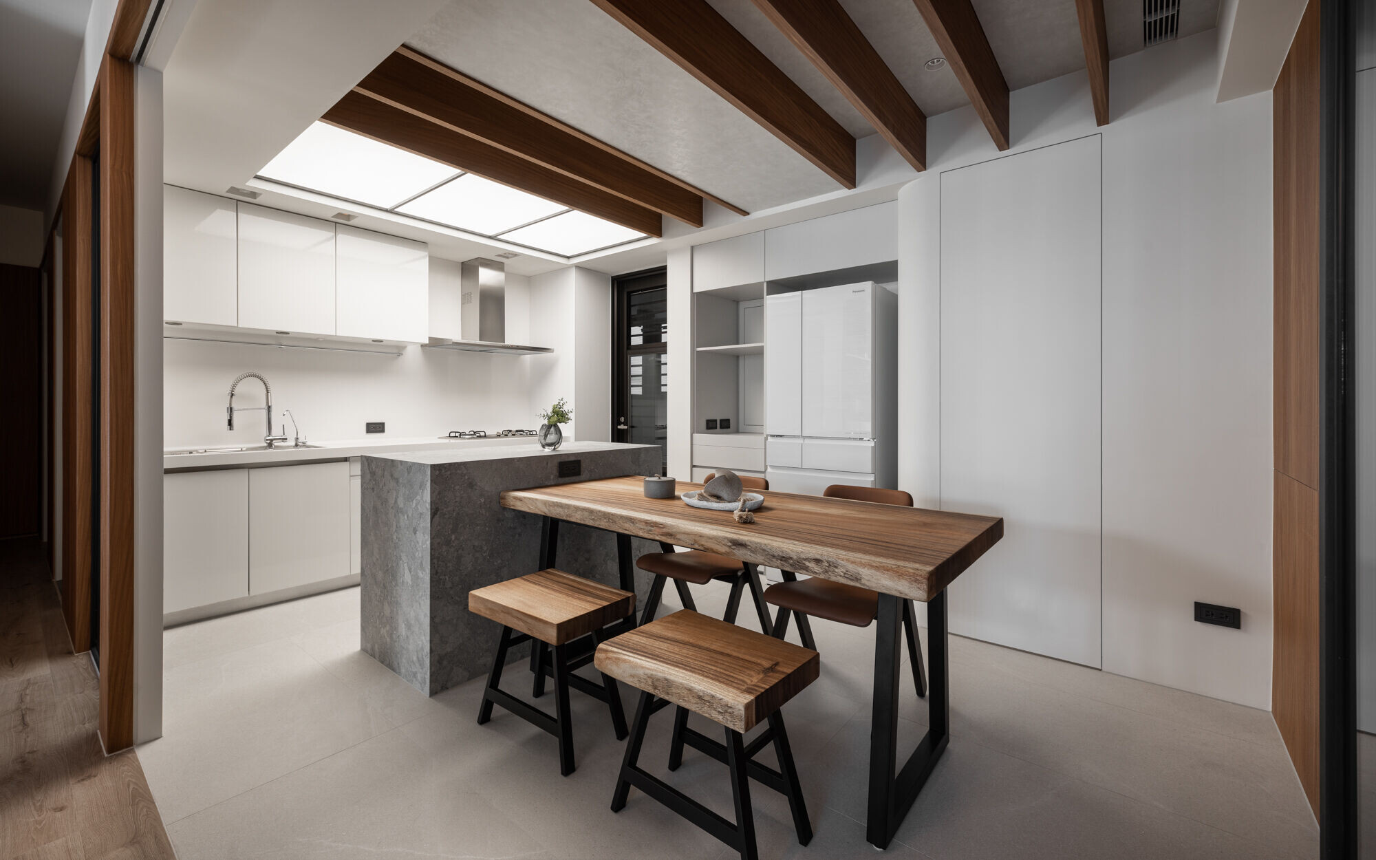 https://archello.com/story/132652/attachments/photos-videos/9 photo_credit Hua happeni Studio