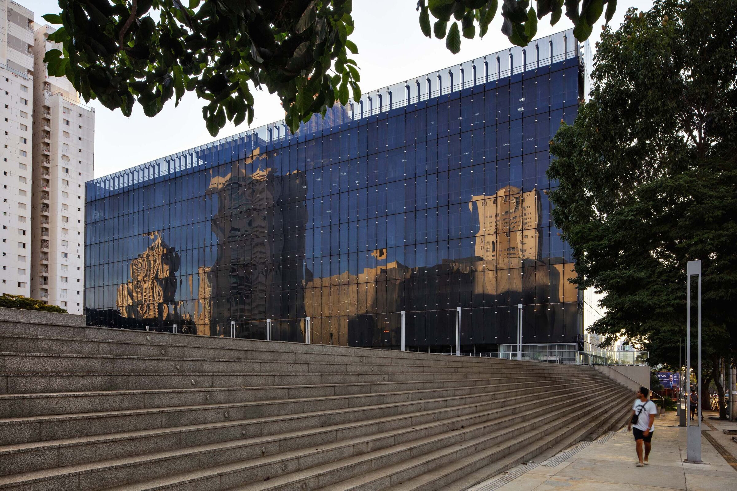 https://archello.com/story/132769/attachments/photos-videos/8 photo_credit Nelson Kon