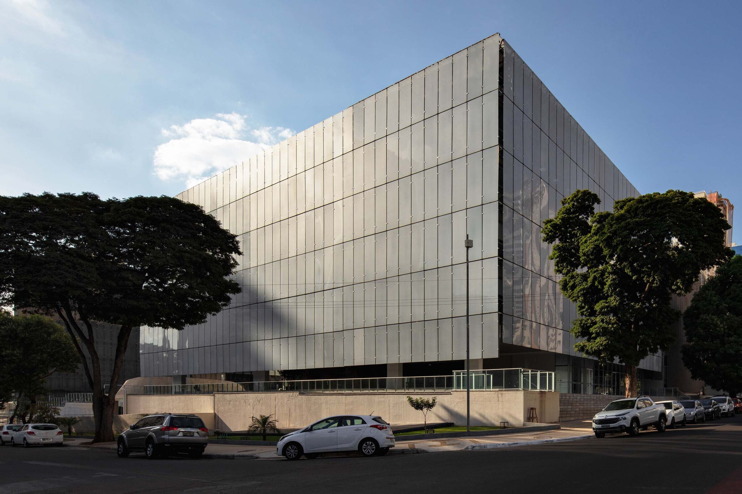 https://archello.com/story/132769/attachments/photos-videos/14 photo_credit Nelson Kon