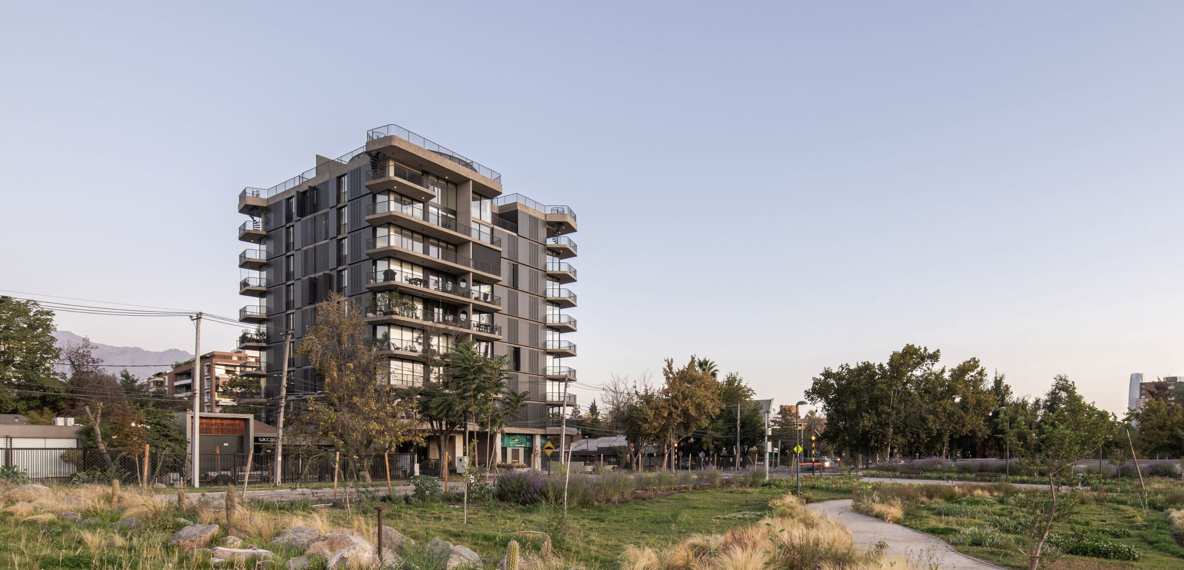 https://archello.com/story/132772/attachments/photos-videos/5 photo_credit Nico Saieh