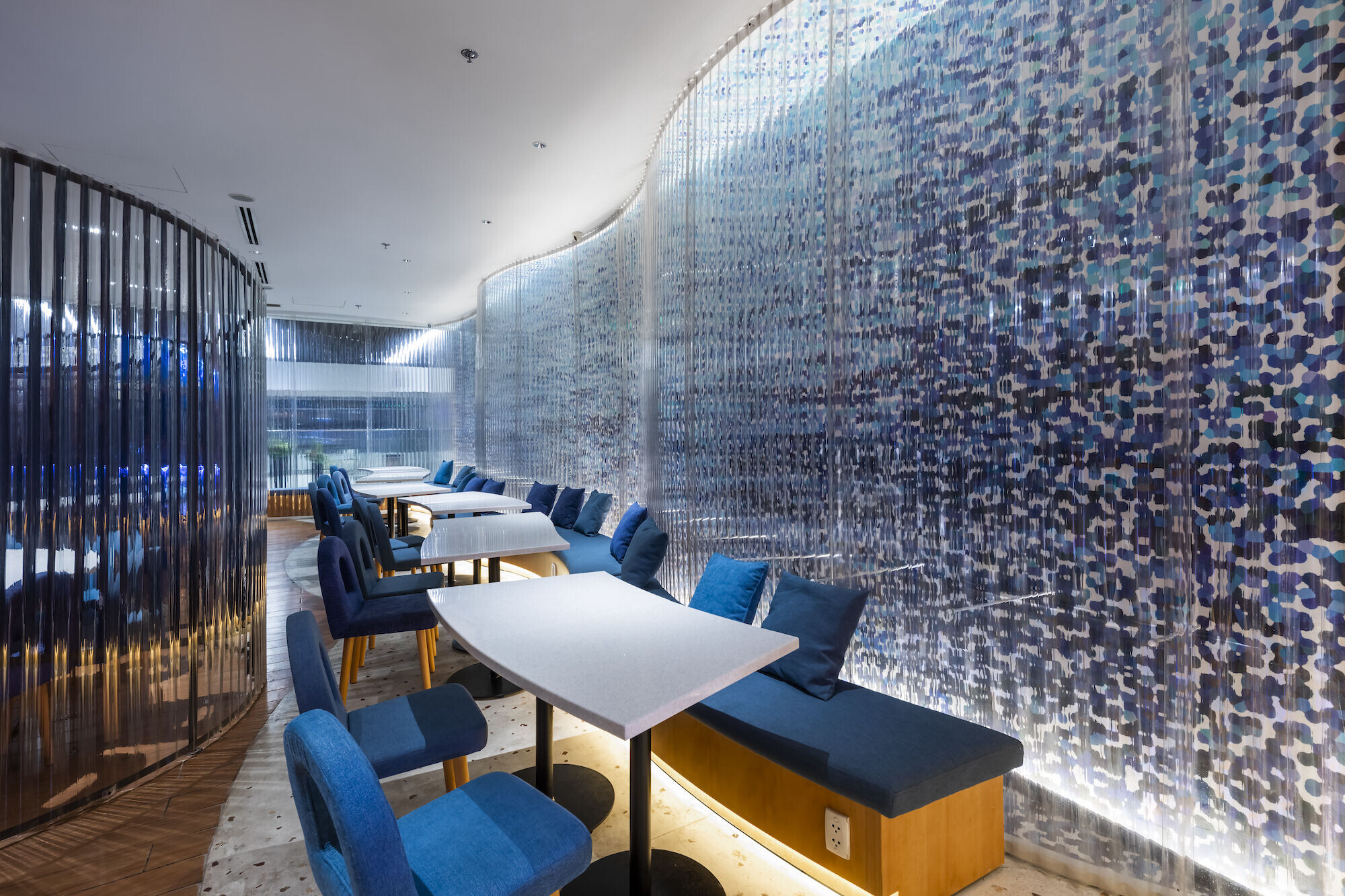 https://archello.com/story/132786/attachments/photos-videos/10 photo_credit Hiroyuki Oki