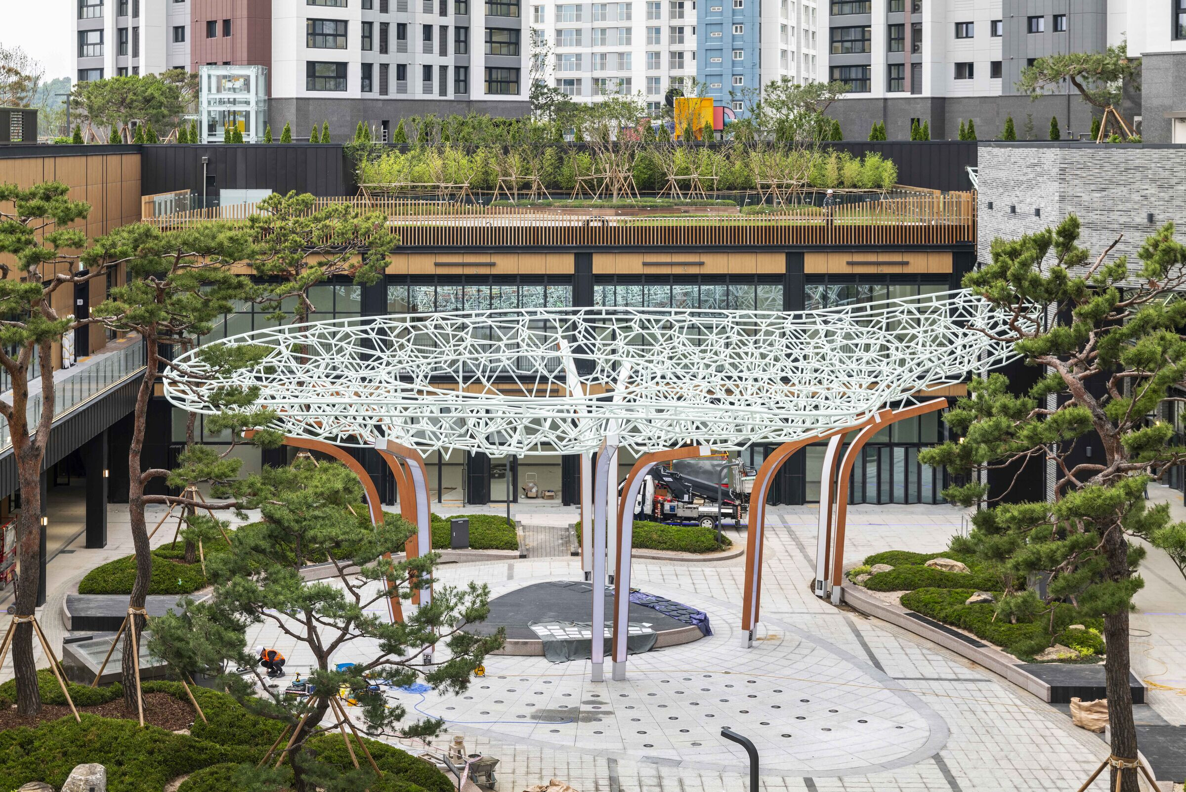 https://archello.com/story/132842/attachments/photos-videos/7 photo_credit (02) © Carve_ArCloud Gamil KOREA_Ph. Hyeji Na (Daewoo)