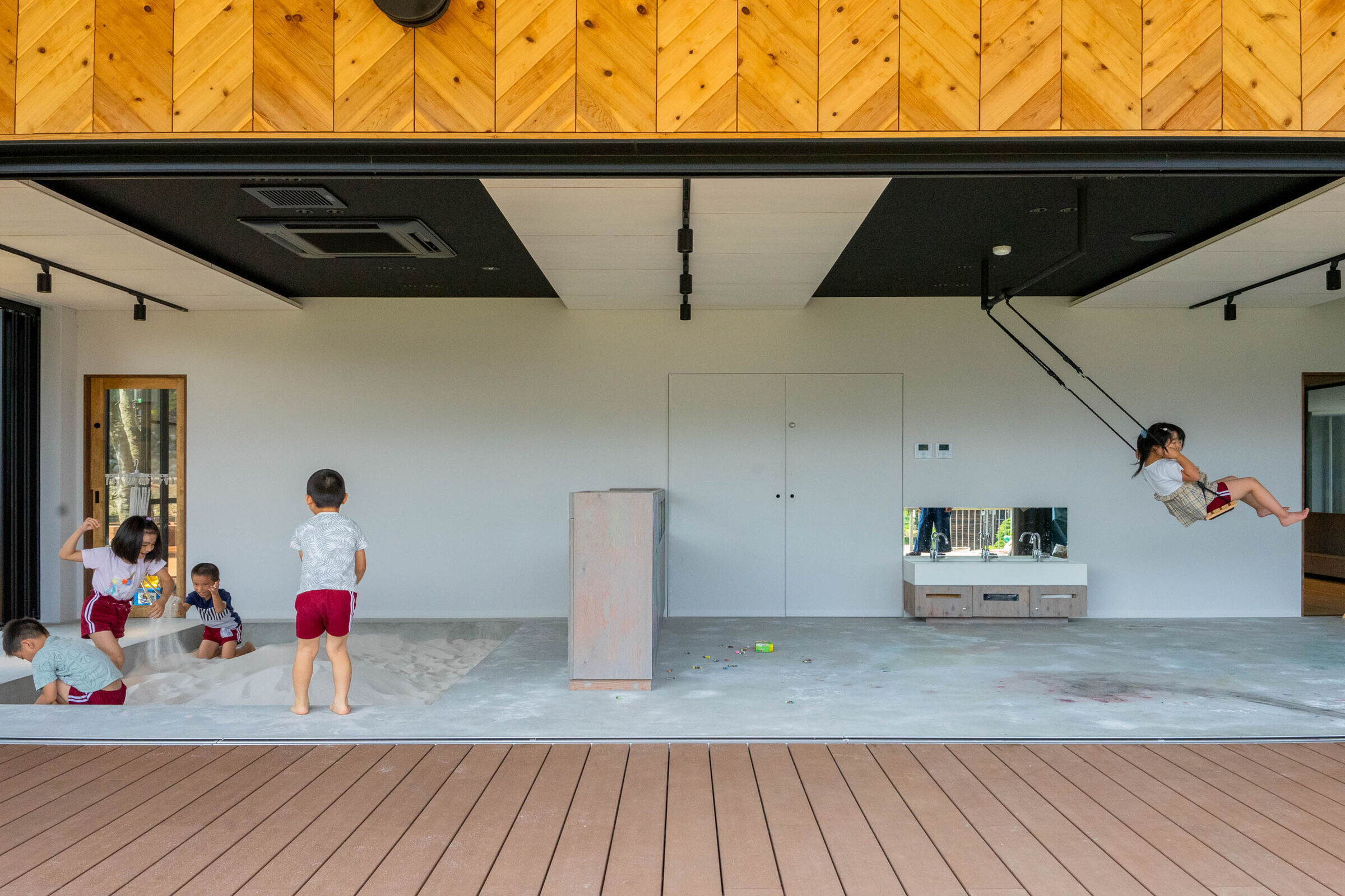 https://archello.com/story/132797/attachments/photos-videos/10 photo_credit KIDS DESIGN LABO