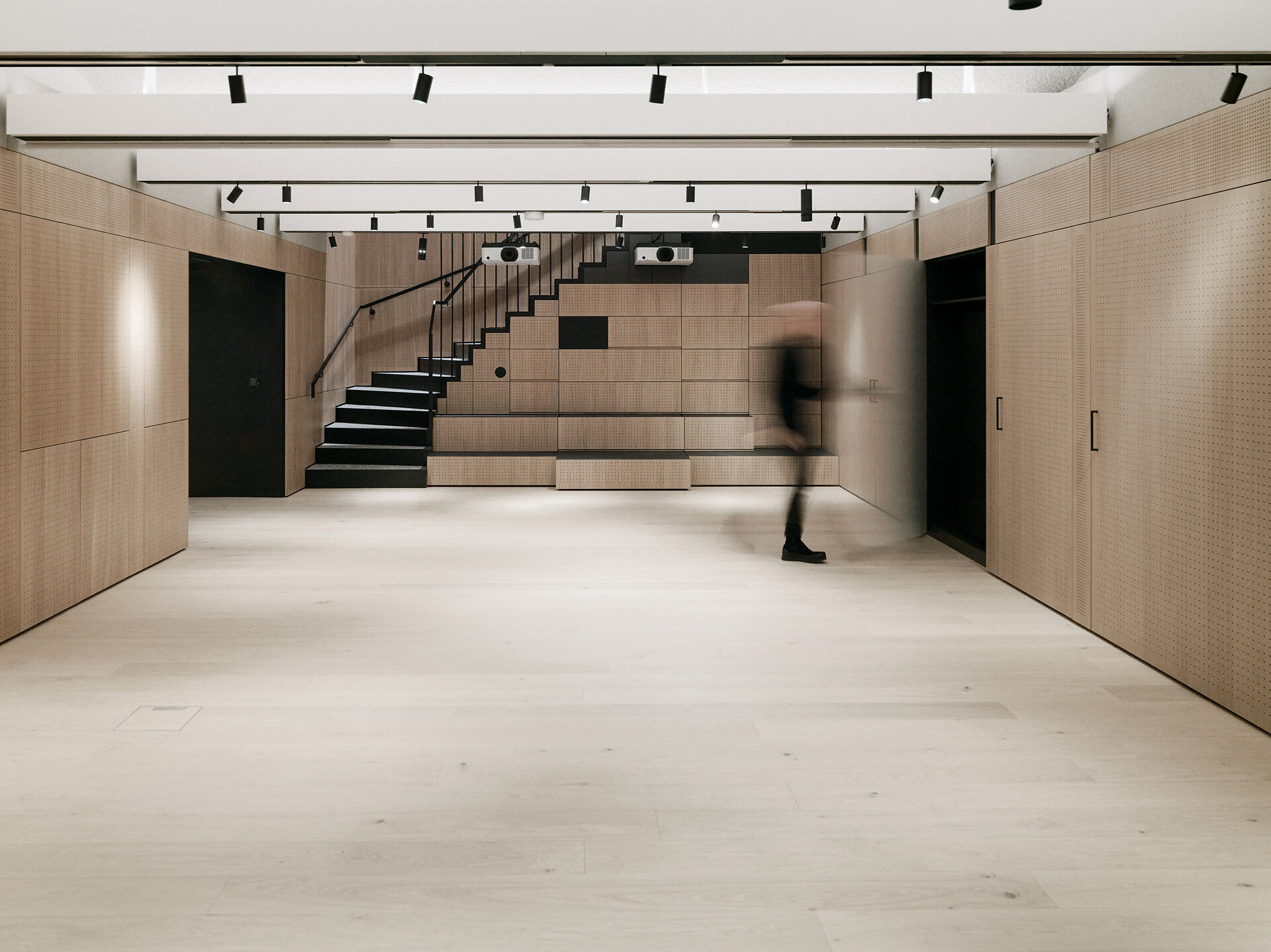 https://archello.com/story/132818/attachments/photos-videos/7 photo_credit Paul Ott
