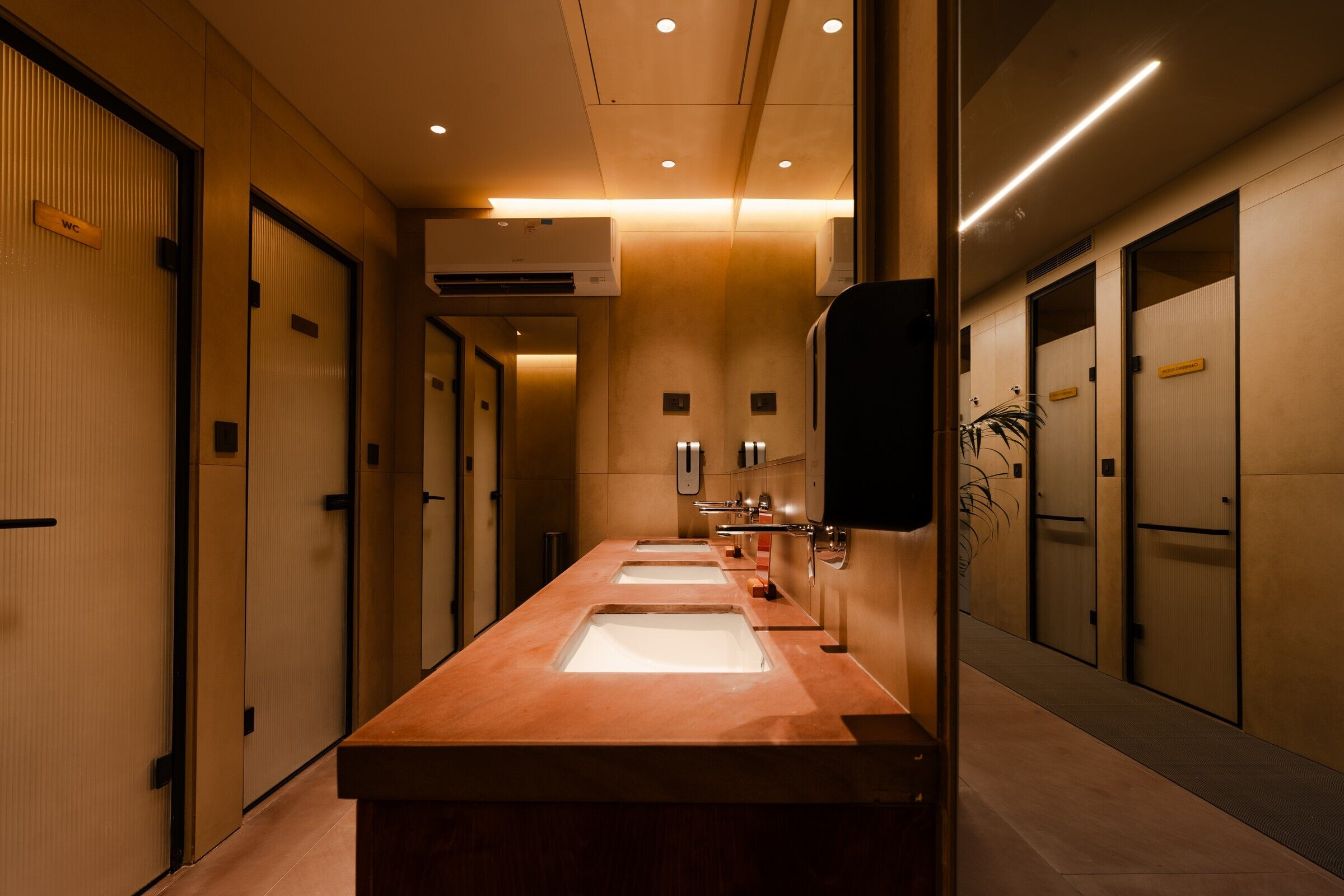 https://archello.com/story/132794/attachments/photos-videos/19 photo_credit Kartikeya Manan