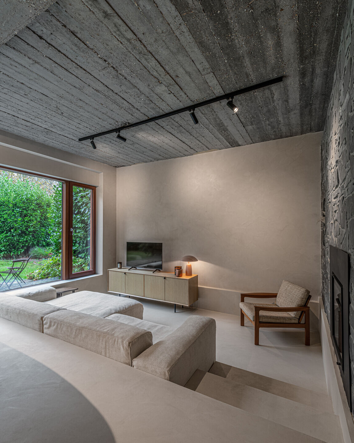 https://archello.com/story/132808/attachments/photos-videos/5 photo_credit Ypsilon Business Photography