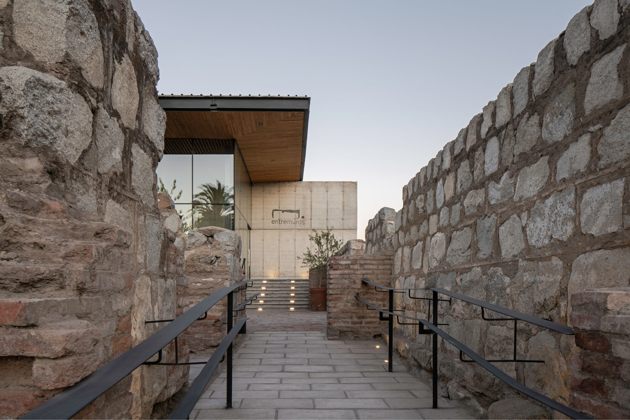 https://archello.com/story/132954/attachments/photos-videos/9 photo_credit Nico Saieh