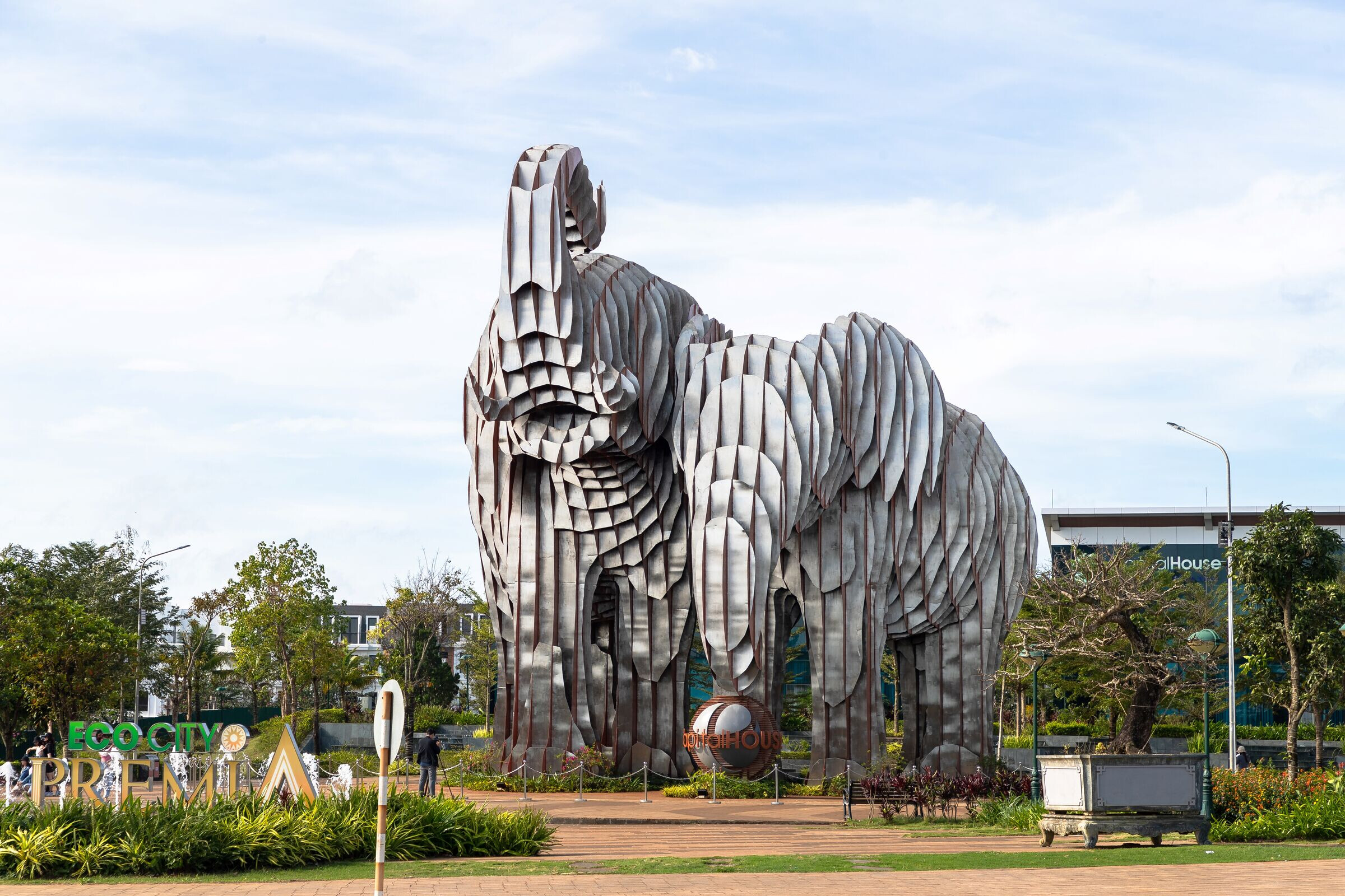 https://archello.com/story/133019/attachments/photos-videos/11 photo_credit Trieu Chien