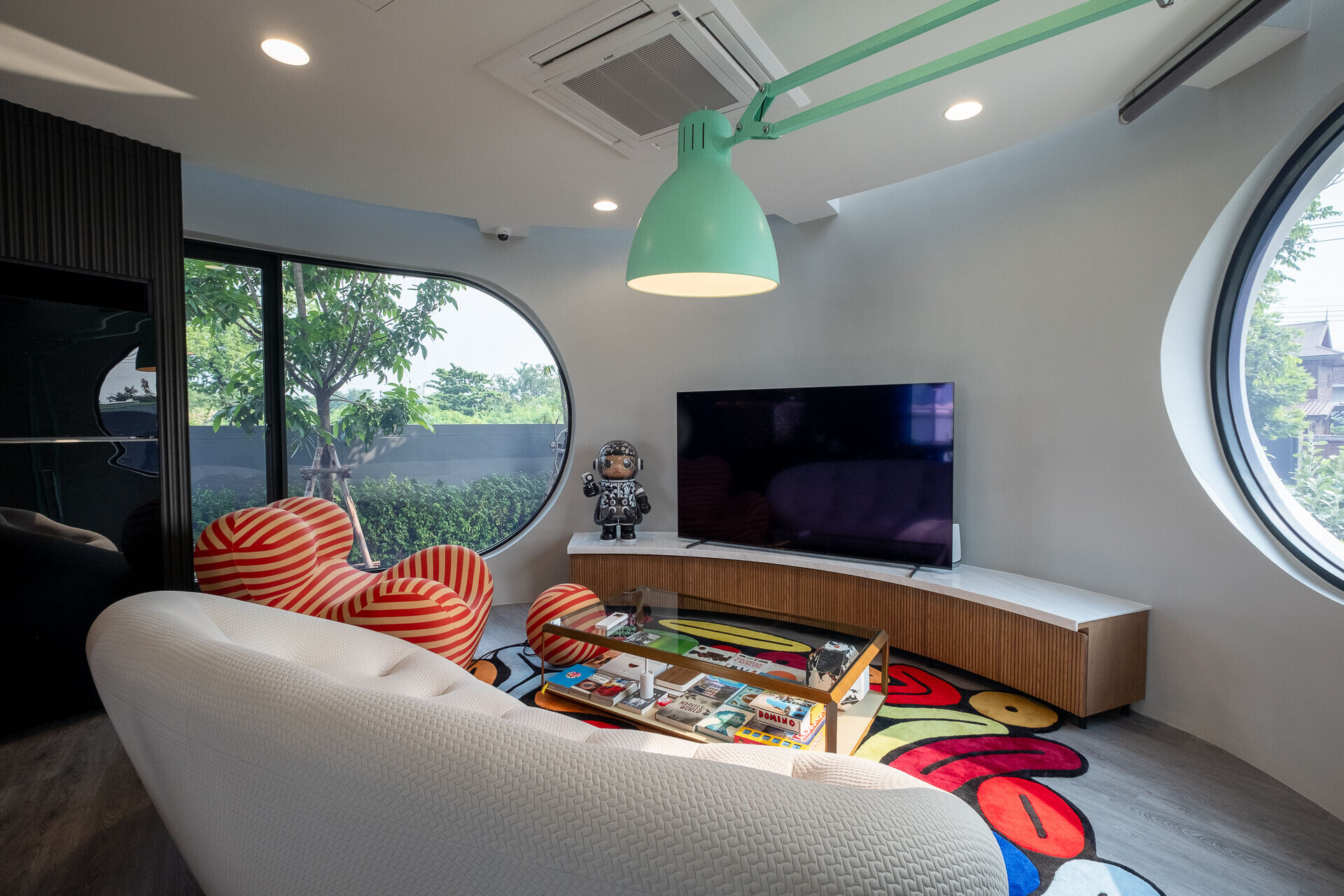 https://archello.com/story/133055/attachments/photos-videos/11
