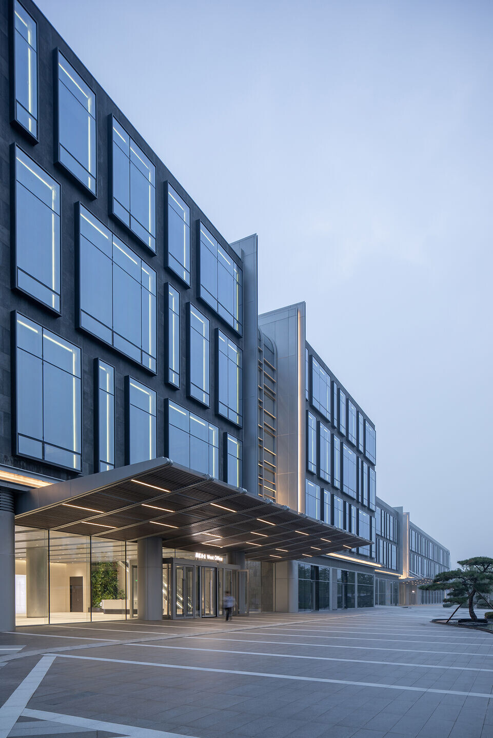 https://archello.com/story/133125/attachments/photos-videos/2 photo_credit RAWVISION studio