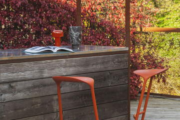 CROSS - outdoor stool CROSS - outdoor stool