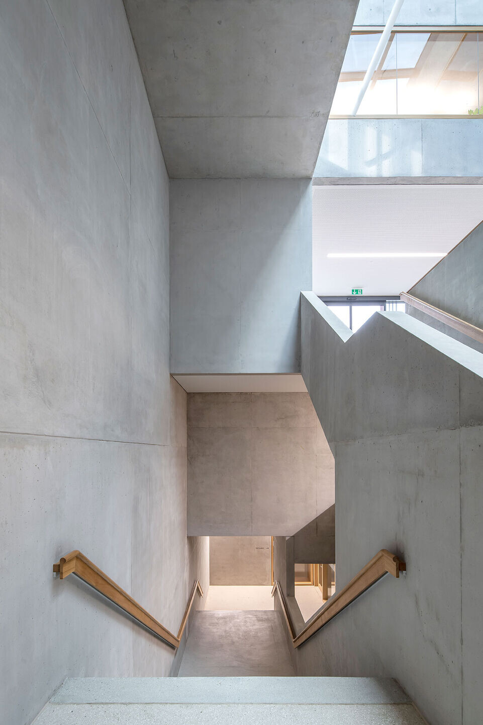 https://archello.com/story/133364/attachments/photos-videos/29 photo_credit DMK Photography