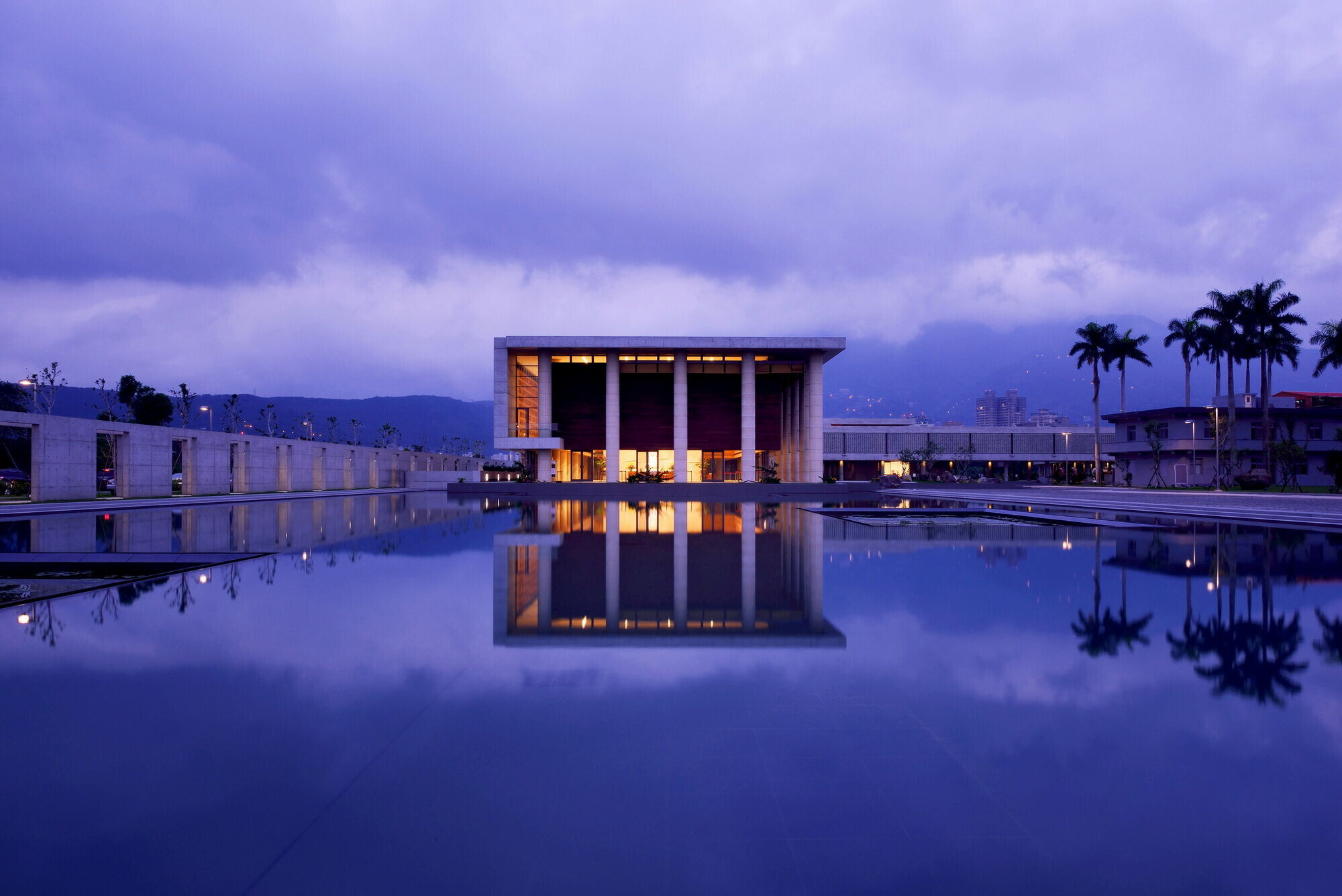 https://archello.com/story/133407/attachments/photos-videos/13 photo_credit KRIS YAO | ARTECH / Jeffrey Cheng