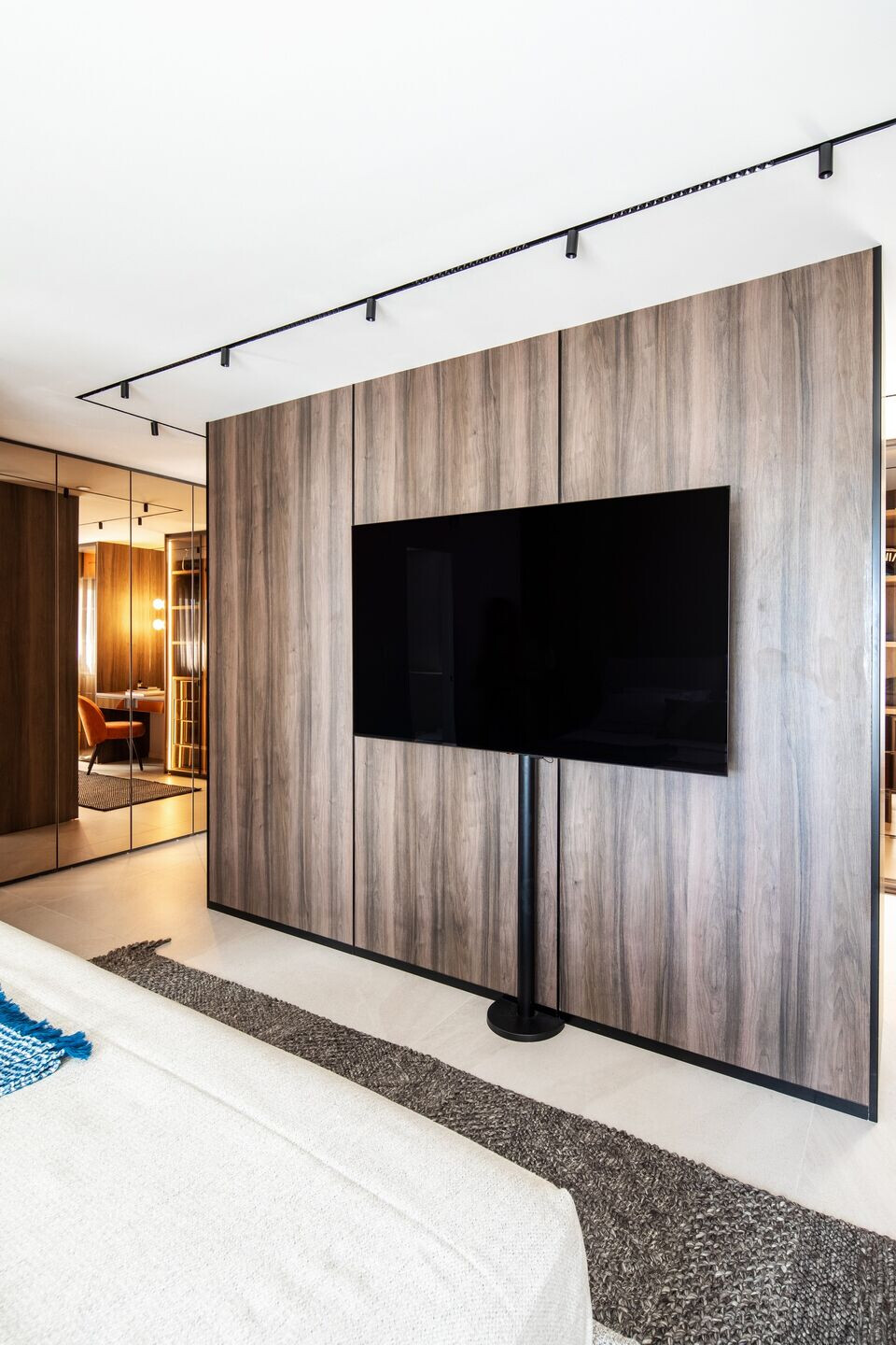 https://archello.com/story/133469/attachments/photos-videos/11 photo_credit Eyal Tagar