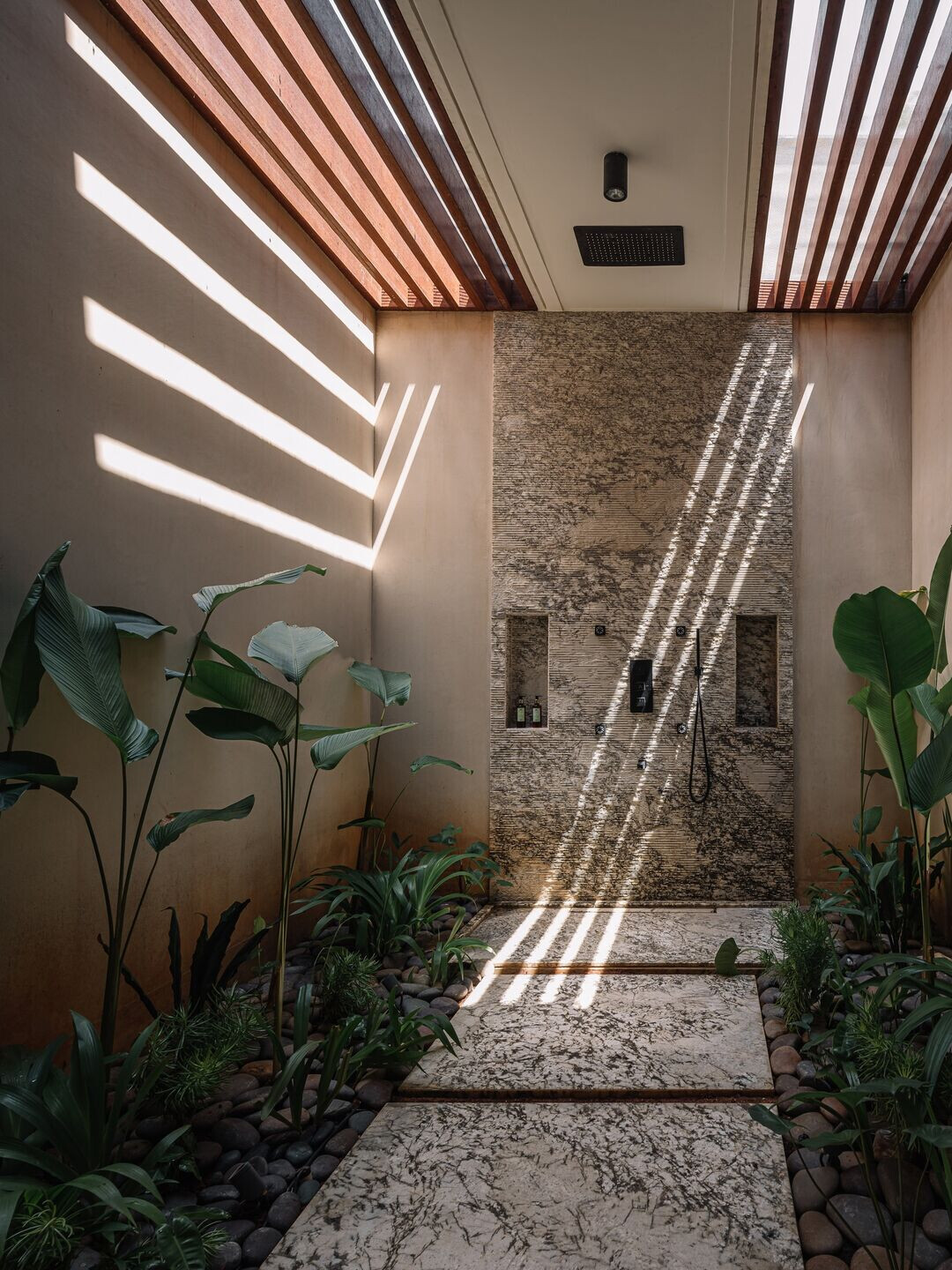 https://archello.com/story/133531/attachments/photos-videos/40 photo_credit Ishi Sitwala
