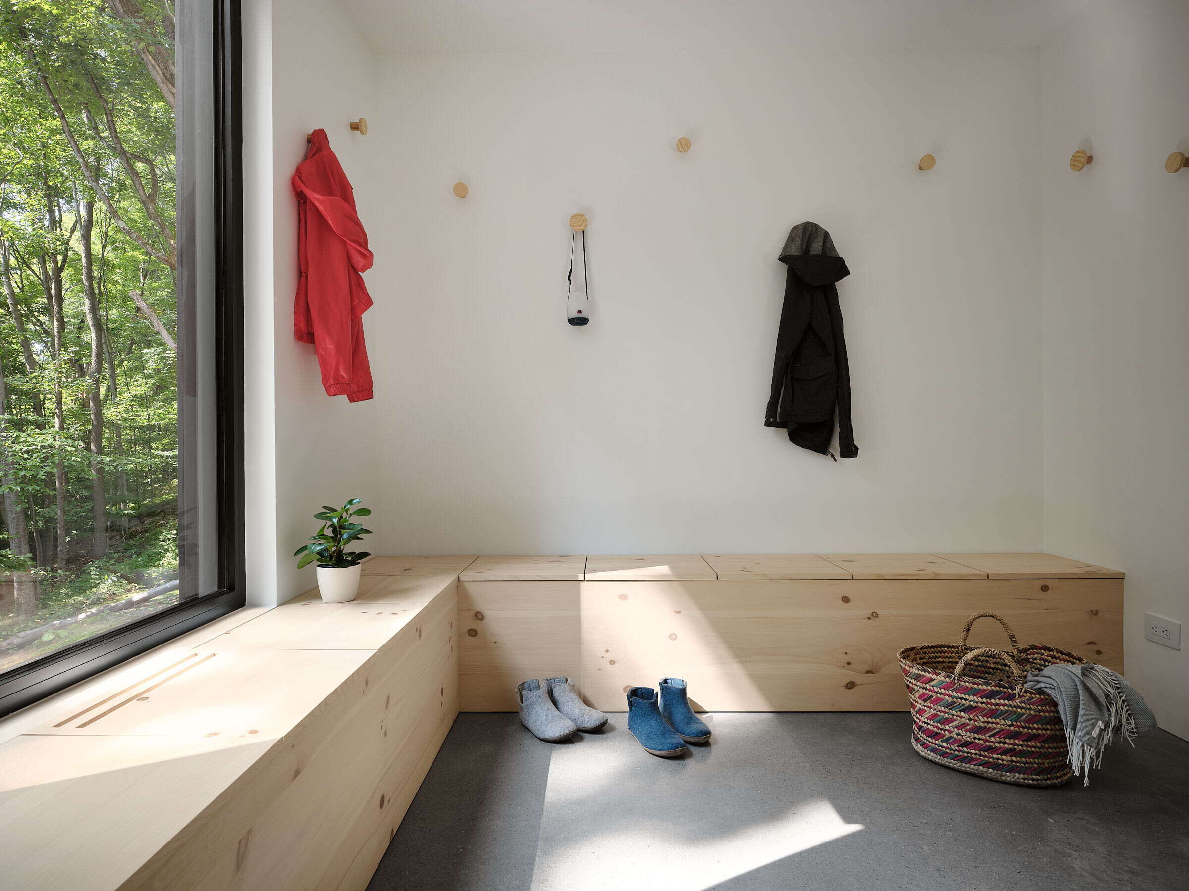 https://archello.com/story/133575/attachments/photos-videos/9 photo_credit Maxime Brouillet