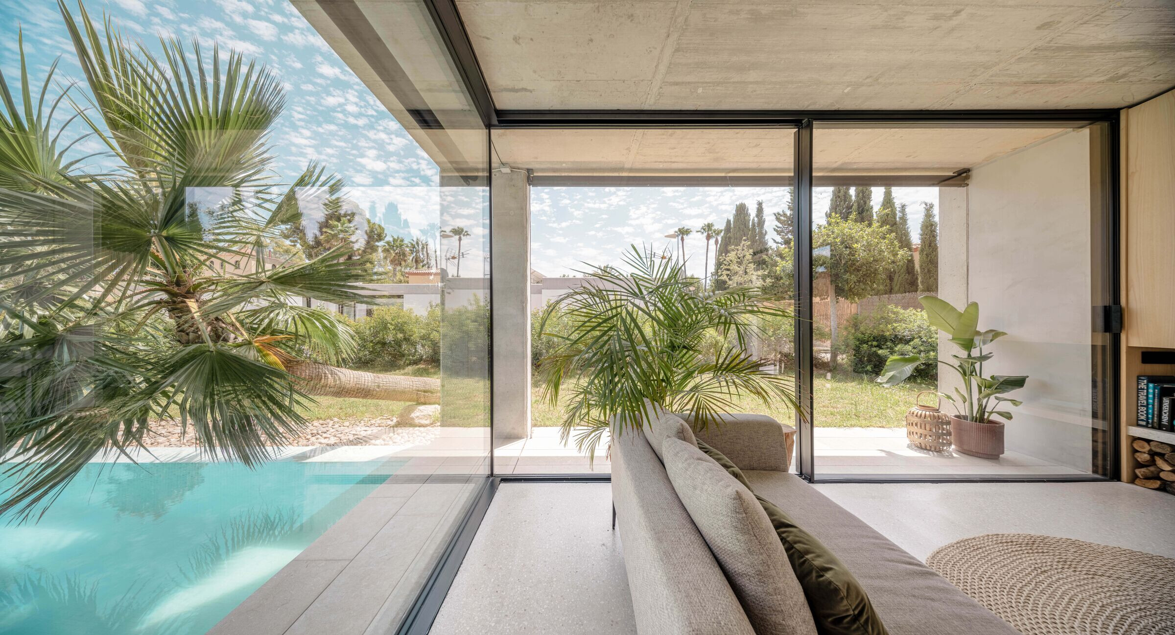 https://archello.com/story/133683/attachments/photos-videos/16 photo_credit David Frutos