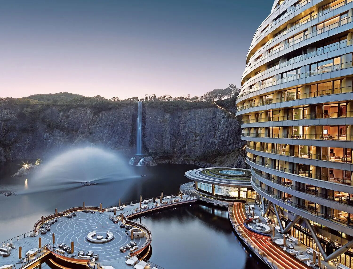 https://archello.com/story/133679/attachments/photos-videos/3 photo_credit Image Courtesy Vondom