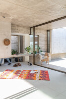 Laguna House