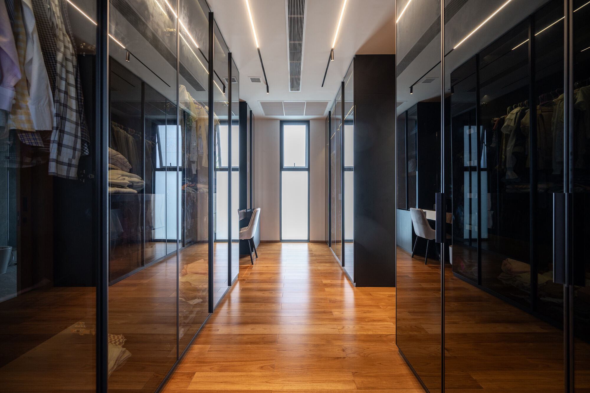 https://archello.com/story/133849/attachments/photos-videos/16 photo_credit Rungkit Charoenwat
