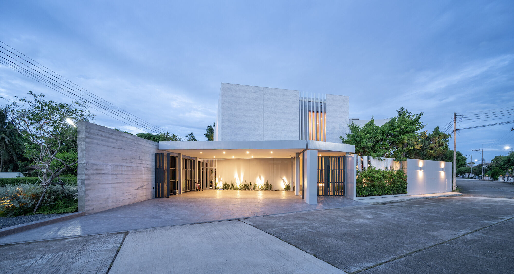 https://archello.com/story/133849/attachments/photos-videos/41 photo_credit Rungkit Charoenwat