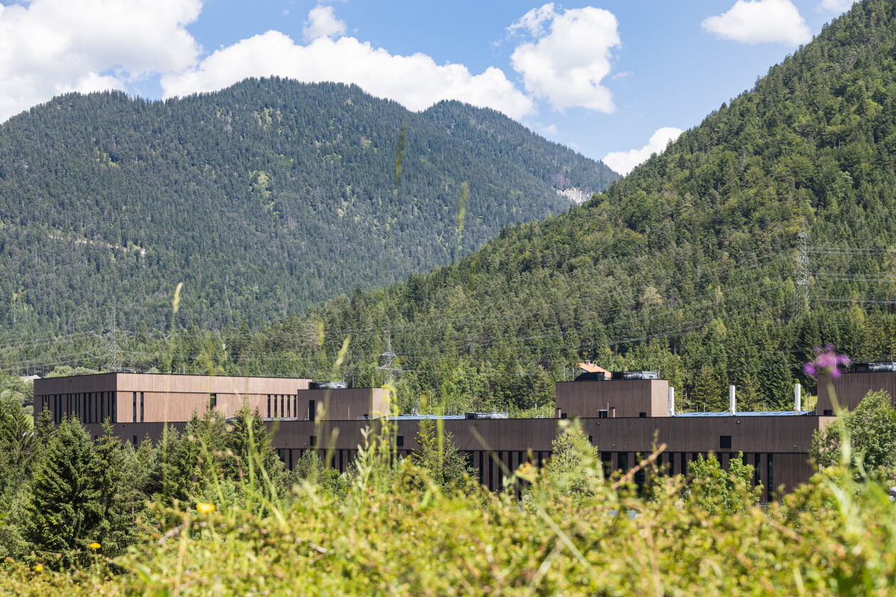 ATP architects engineers completes a sustainable production facility in Tyrol
