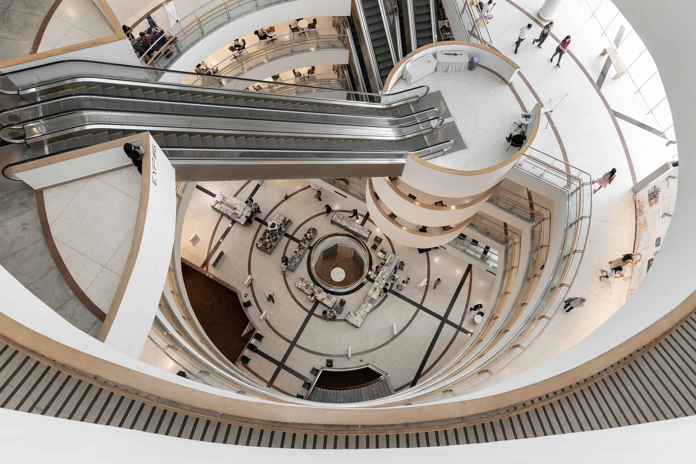 https://archello.com/story/133886/attachments/photos-videos/24 photo_credit Ketsiree Wongwan