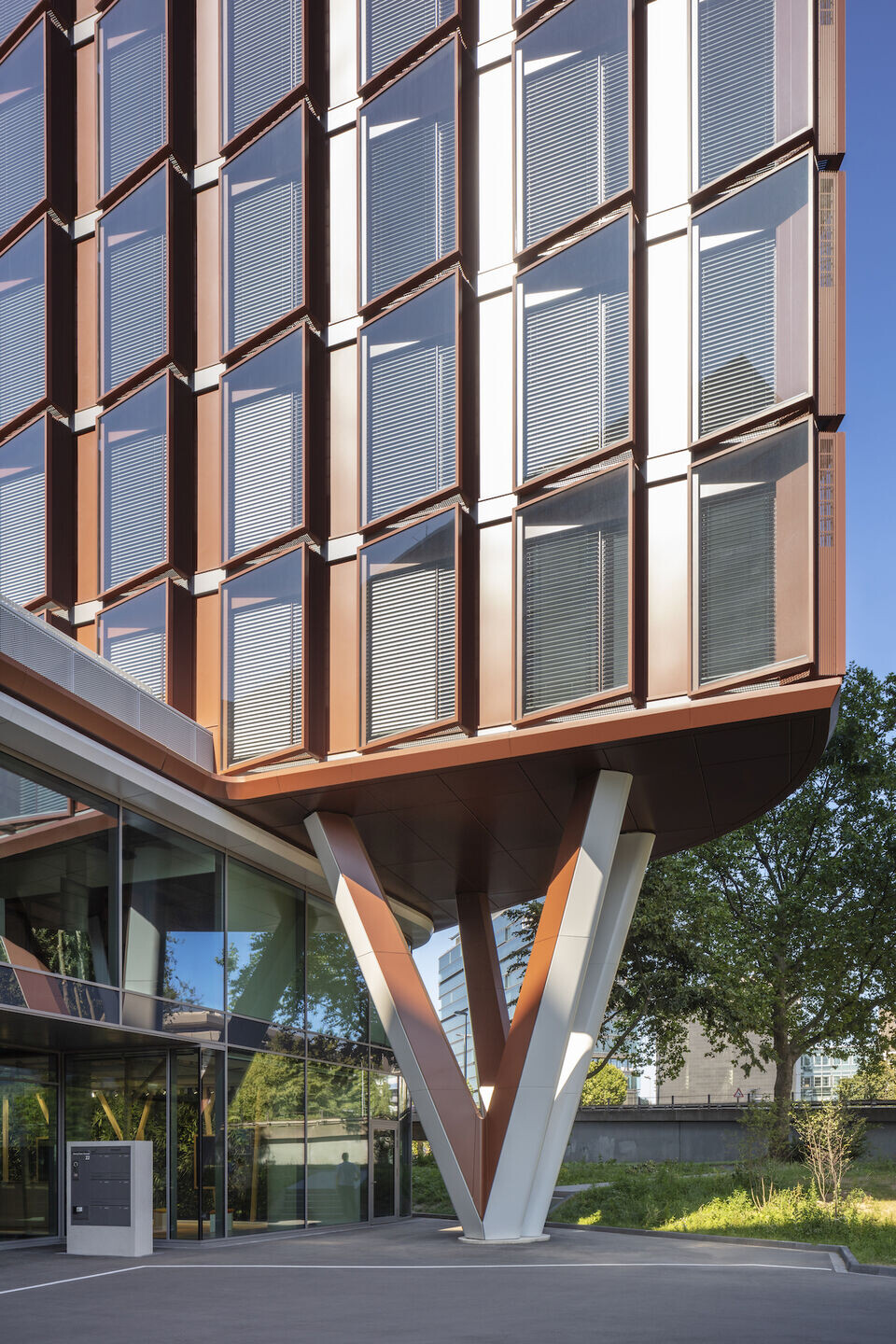 https://archello.com/story/133923/attachments/photos-videos/6 photo_credit © HPP Architects, HGEsch