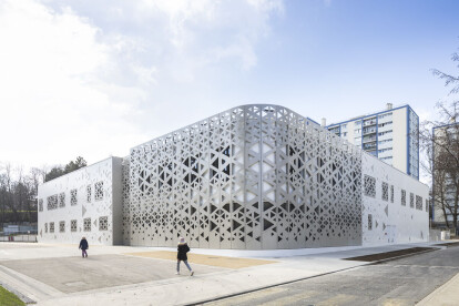 Nursery educational facilities in Fontenay-sous-Bois form part of a major urban renewal scheme