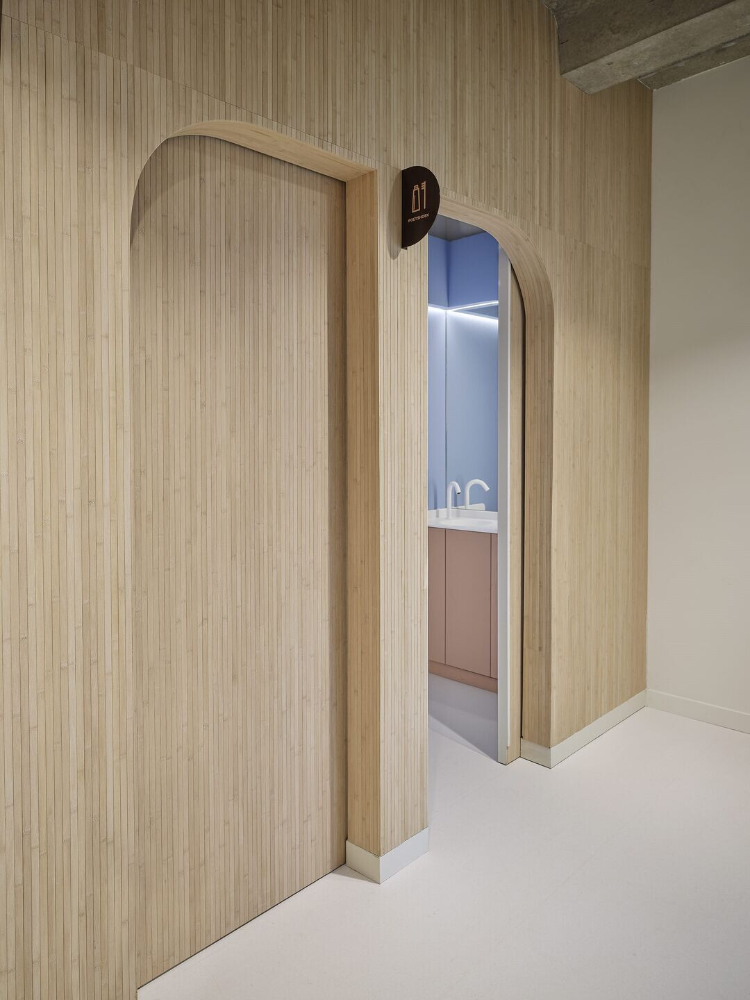 https://archello.com/story/134228/attachments/photos-videos/6 photo_credit DOKA concepts
