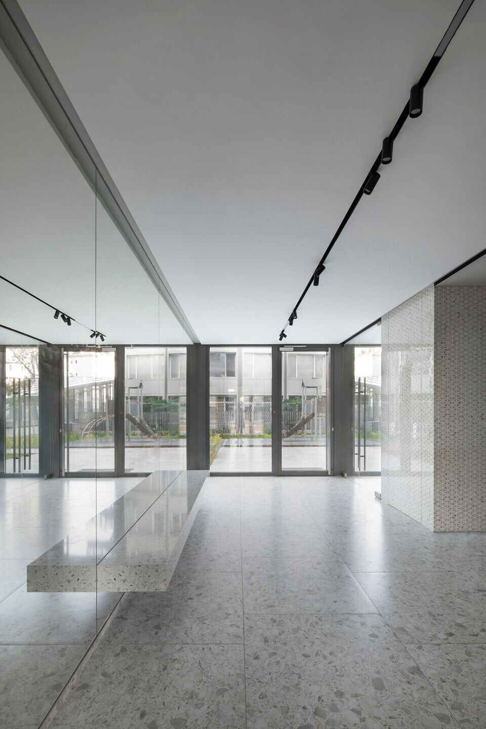 https://archello.com/story/134398/attachments/photos-videos/10 photo_credit Dian Stanchev